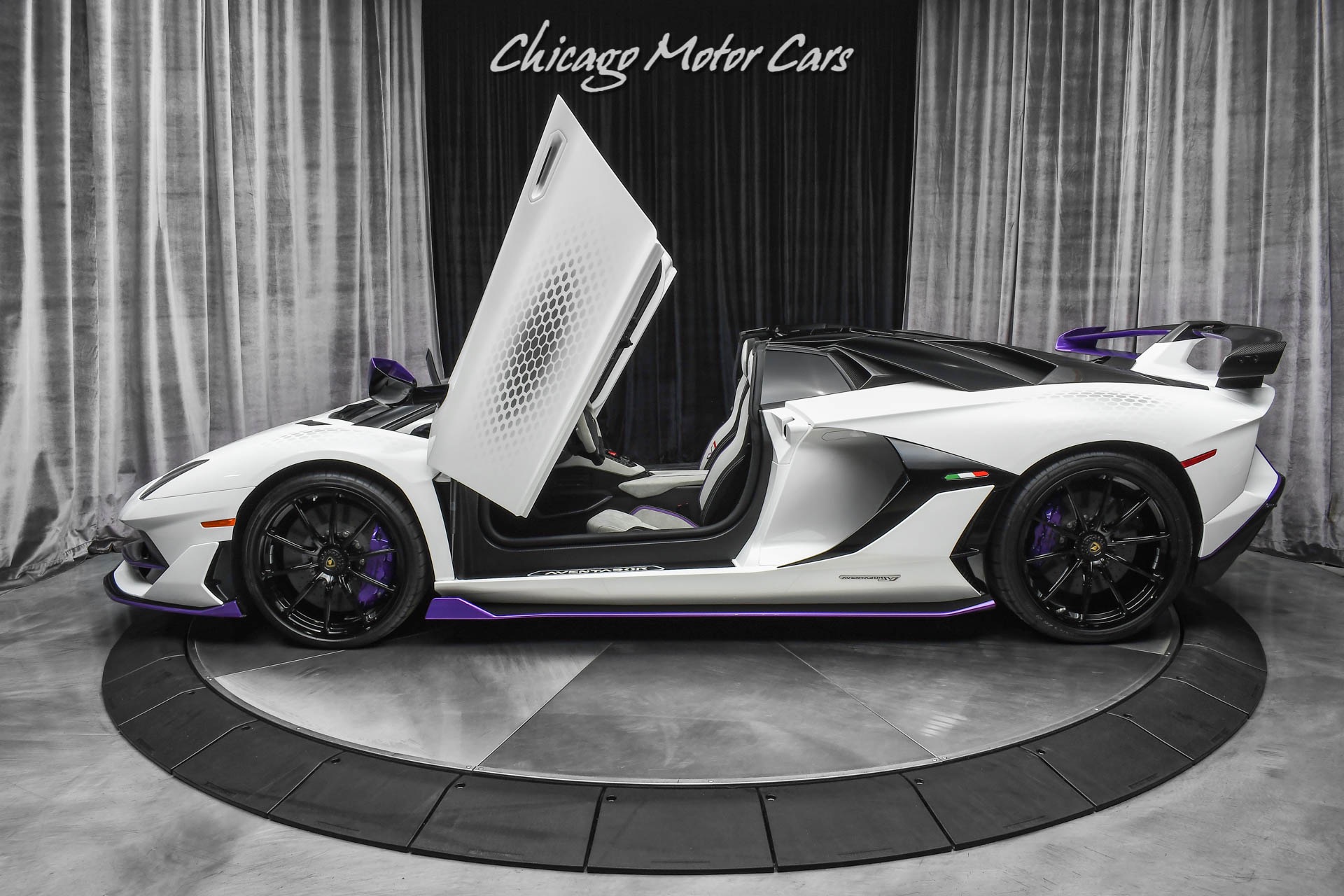 Used-2021-Lamborghini-Aventador-SVJ-Roadster-Xago-Edition-Only-500-Miles-1of10-Ever-Made-WORLDWIDE-Super-RARE