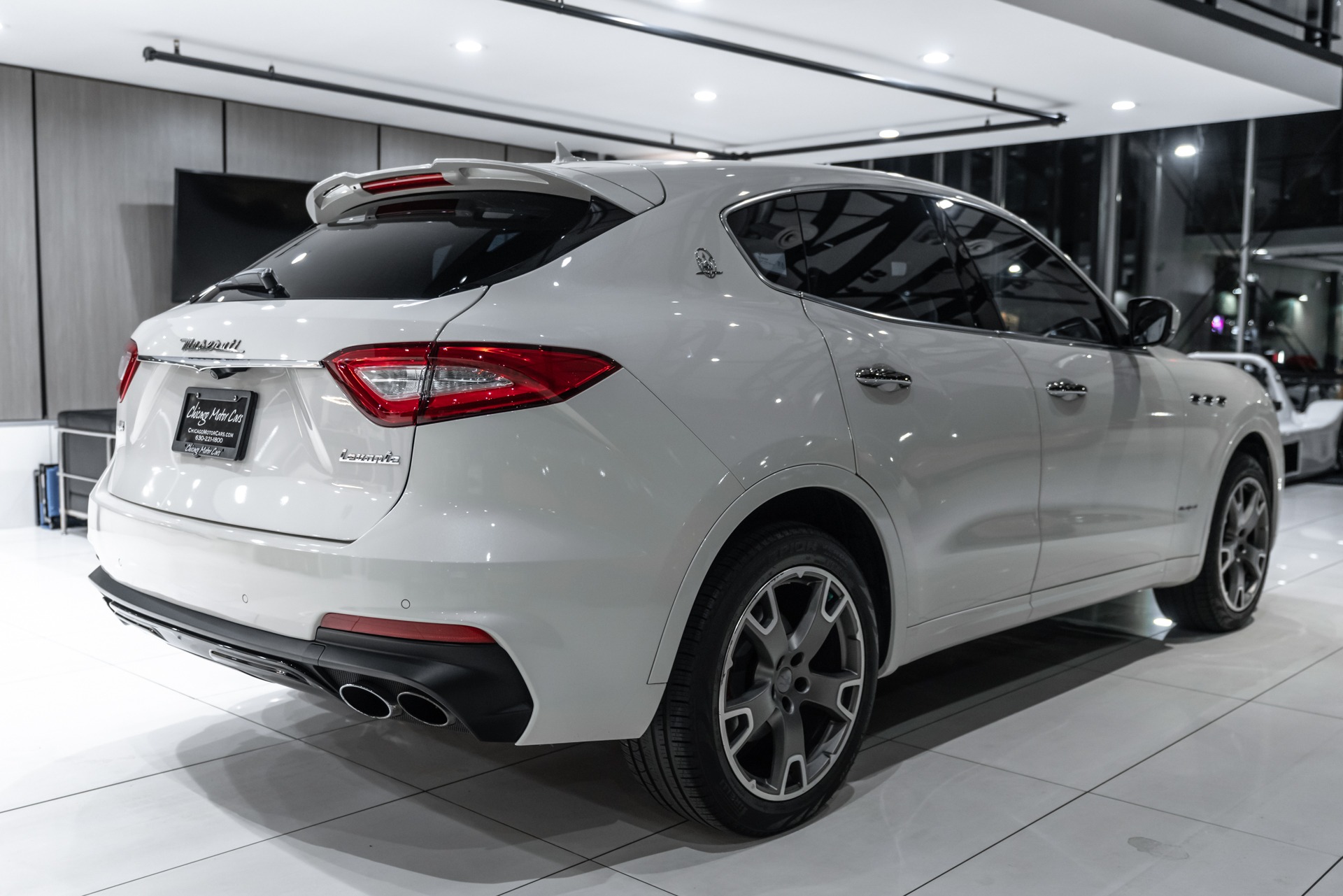 Used-2019-Maserati-Levante-GranSport-AWD-SUV-Driver-Assist-Pack-GORGEOUS-Color-Combo-Tri-Coat-Paint