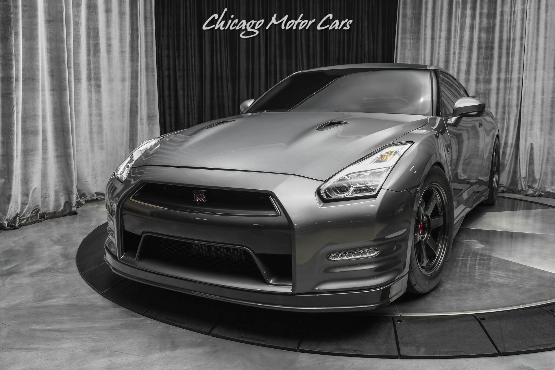 Used-2016-Nissan-GT-R-Premium-1500whp-Alpha-18X-Motec-Dash