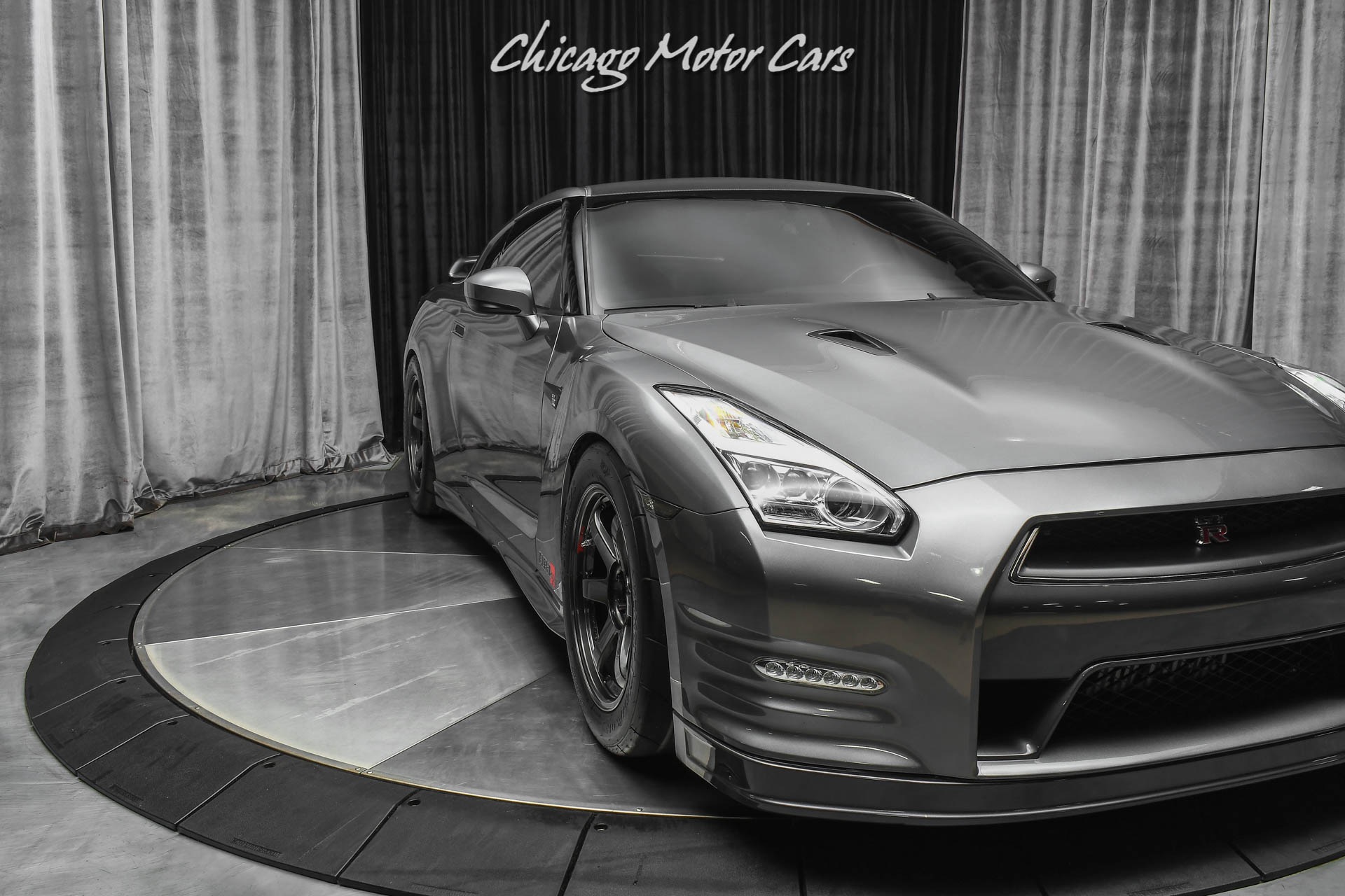 Used-2016-Nissan-GT-R-Premium-1500whp-Alpha-18X-Motec-Dash