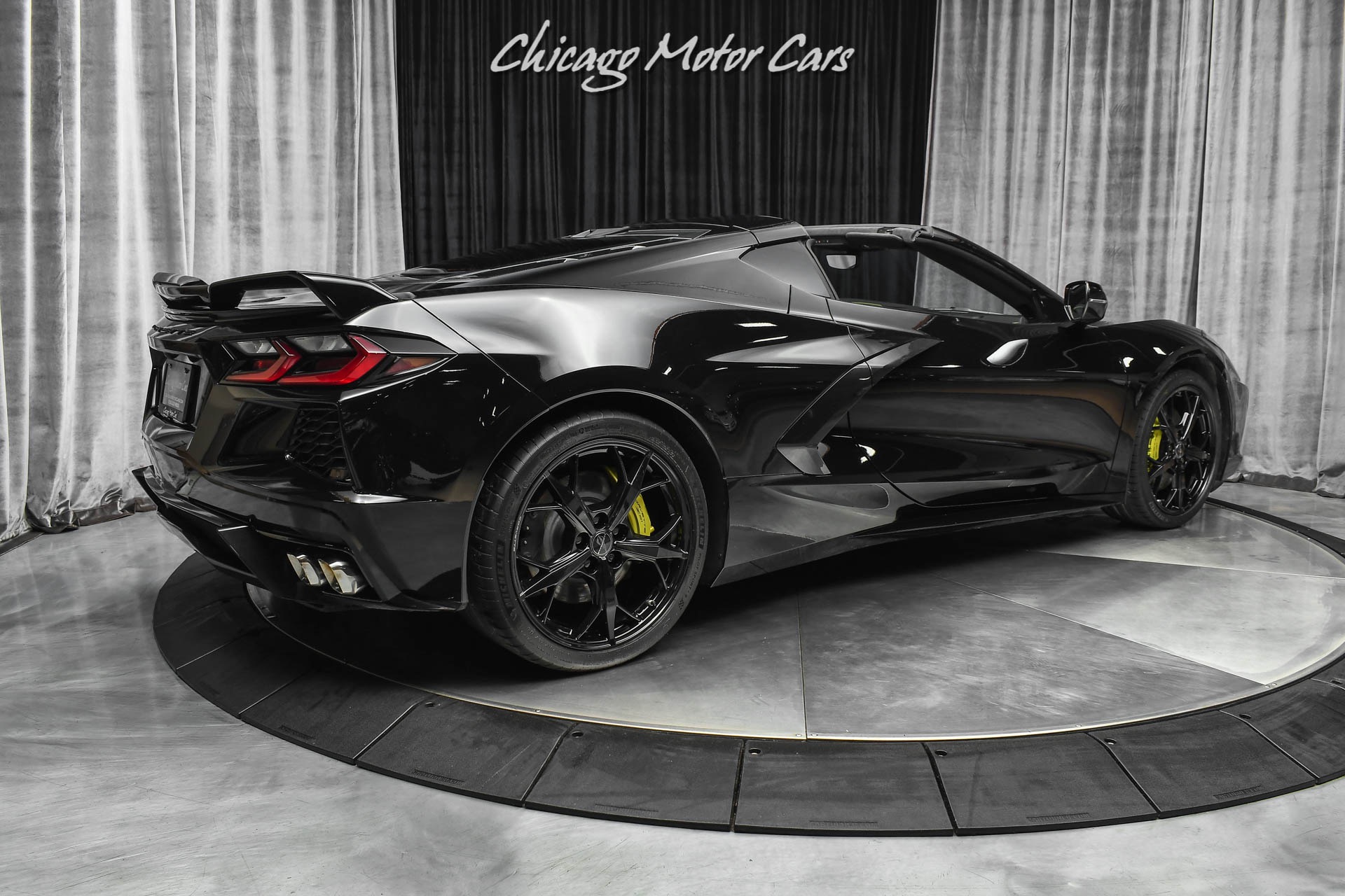 Used-2020-Chevrolet-Corvette-Stingray-3LT-Z51-Dual-Roof-Package-ONLY-5600-Miles-Loaded