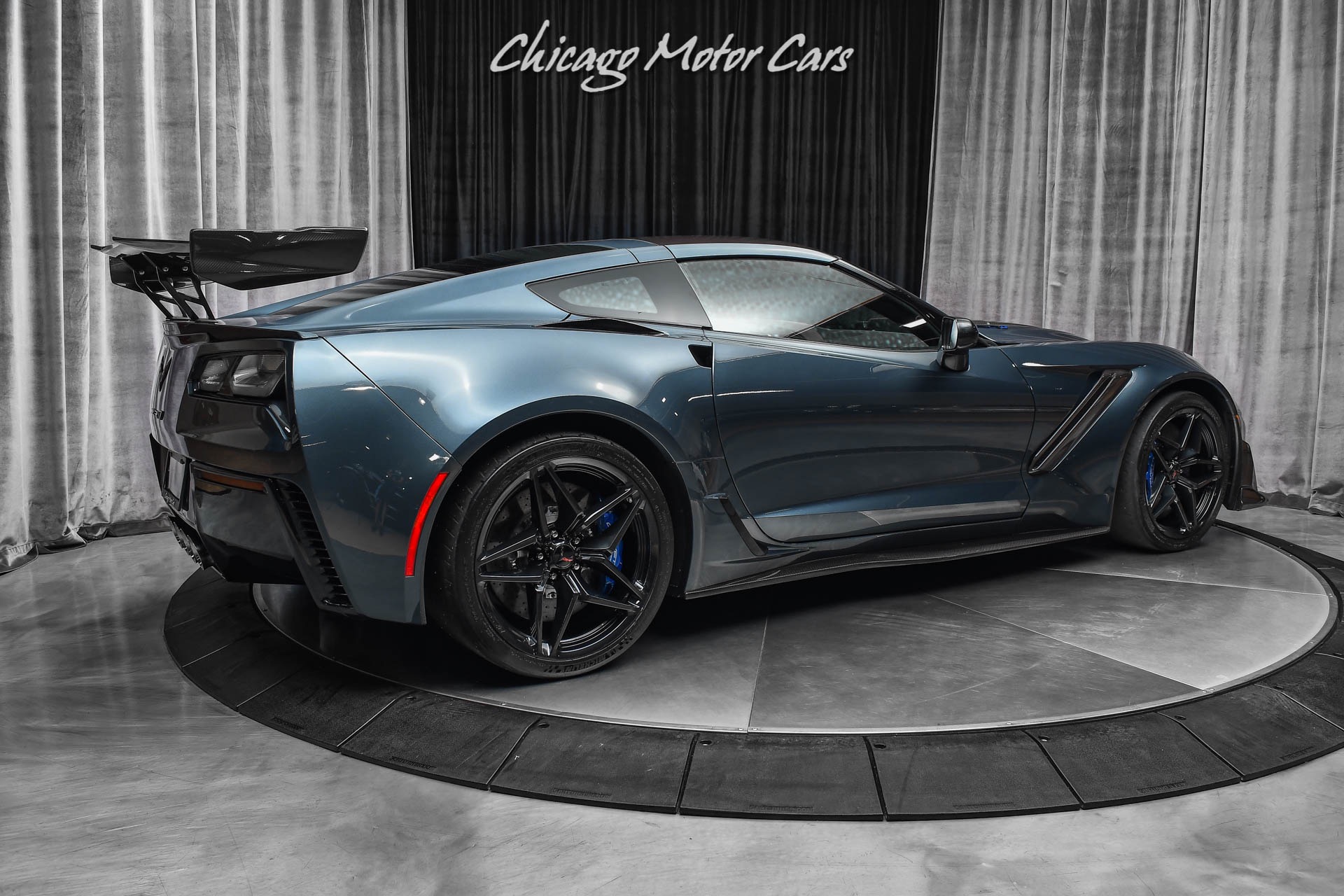 Used-2019-Chevrolet-Corvette-ZR1-3ZR-Coupe-TRACK-PERFORMANCE-PACKAGE-ONLY-3K-MILES