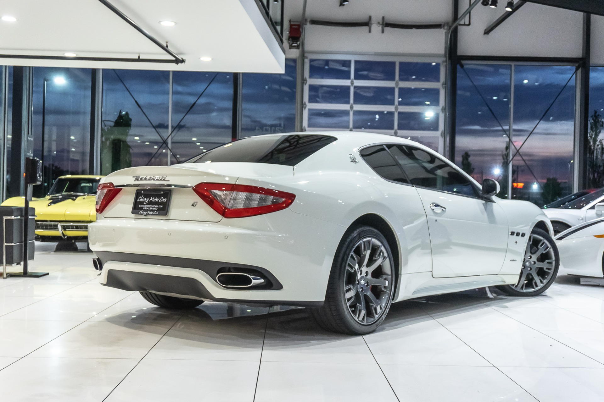 Used-2009-Maserati-GranTurismo-S-47L-V8-Sport-Exhaust-Alcantara-Int-Low-Miles