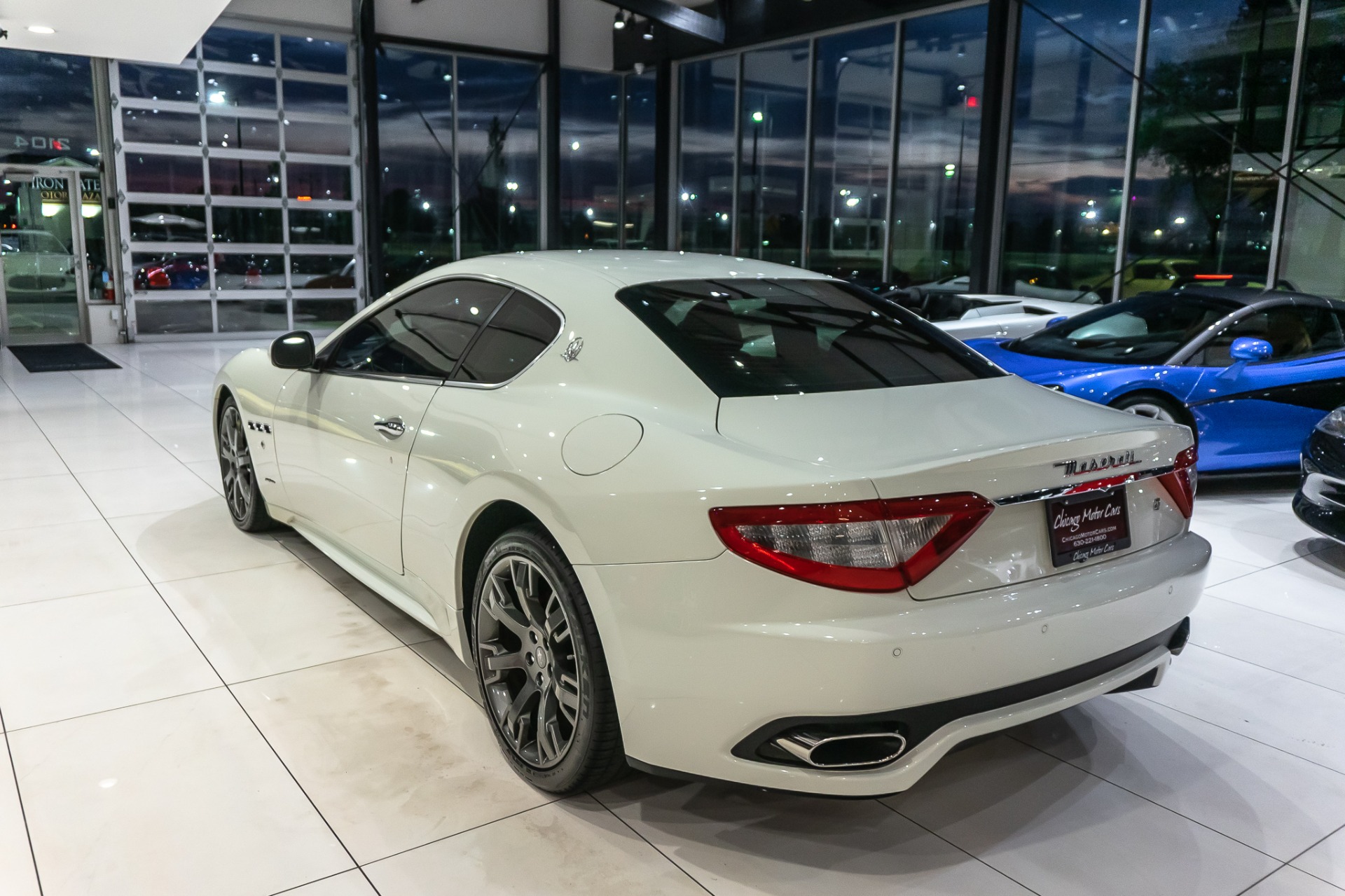 Used-2009-Maserati-GranTurismo-S-47L-V8-Sport-Exhaust-Alcantara-Int-Low-Miles