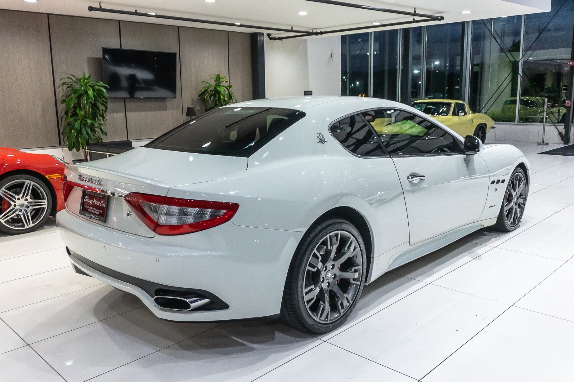 Used-2009-Maserati-GranTurismo-S-47L-V8-Sport-Exhaust-Alcantara-Int-Low-Miles