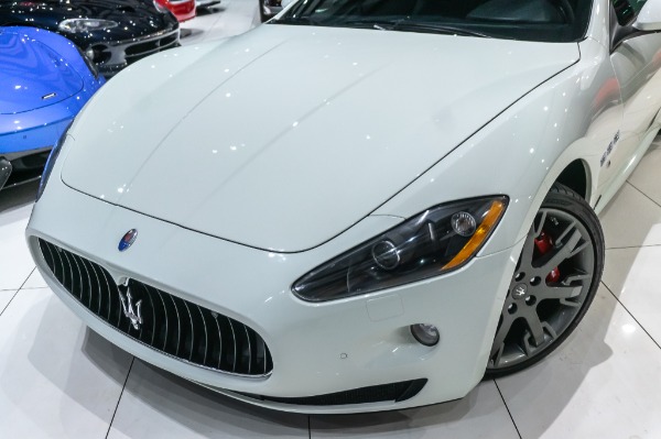 Used 2009 Maserati GranTurismo S 4.7L V8 Sport Exhaust Alcantara Int Low Miles! for sale Sold at Chicago Motor Cars in West Chicago IL 60185 4