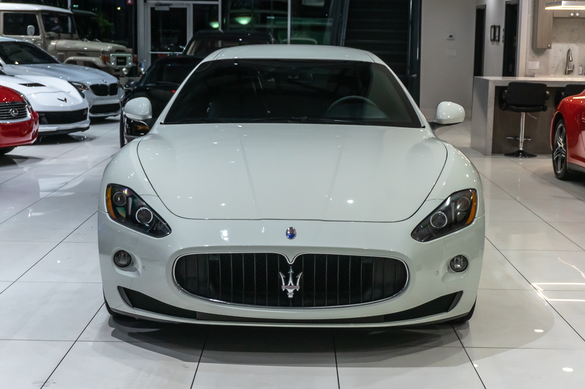 Used-2009-Maserati-GranTurismo-S-47L-V8-Sport-Exhaust-Alcantara-Int-Low-Miles