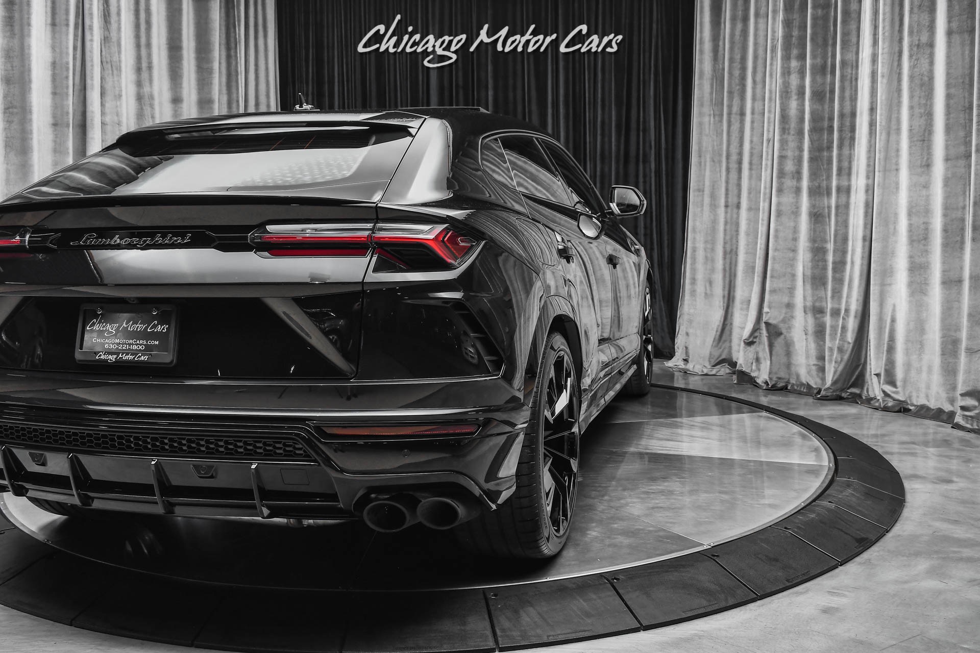 Used-2021-Lamborghini-Urus-Delivery-Miles-Advanced-3D-Sound-Loaded-Black-Perfect