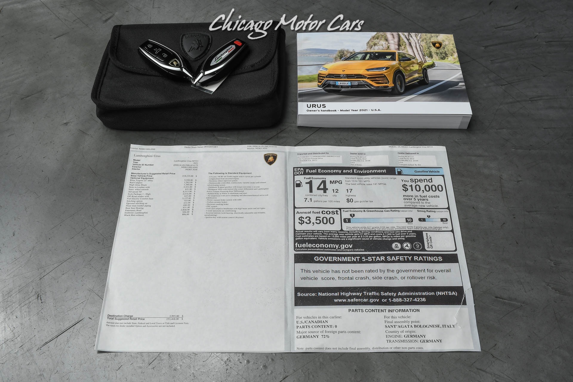 Used-2021-Lamborghini-Urus-Delivery-Miles-Advanced-3D-Sound-Loaded-Black-Perfect