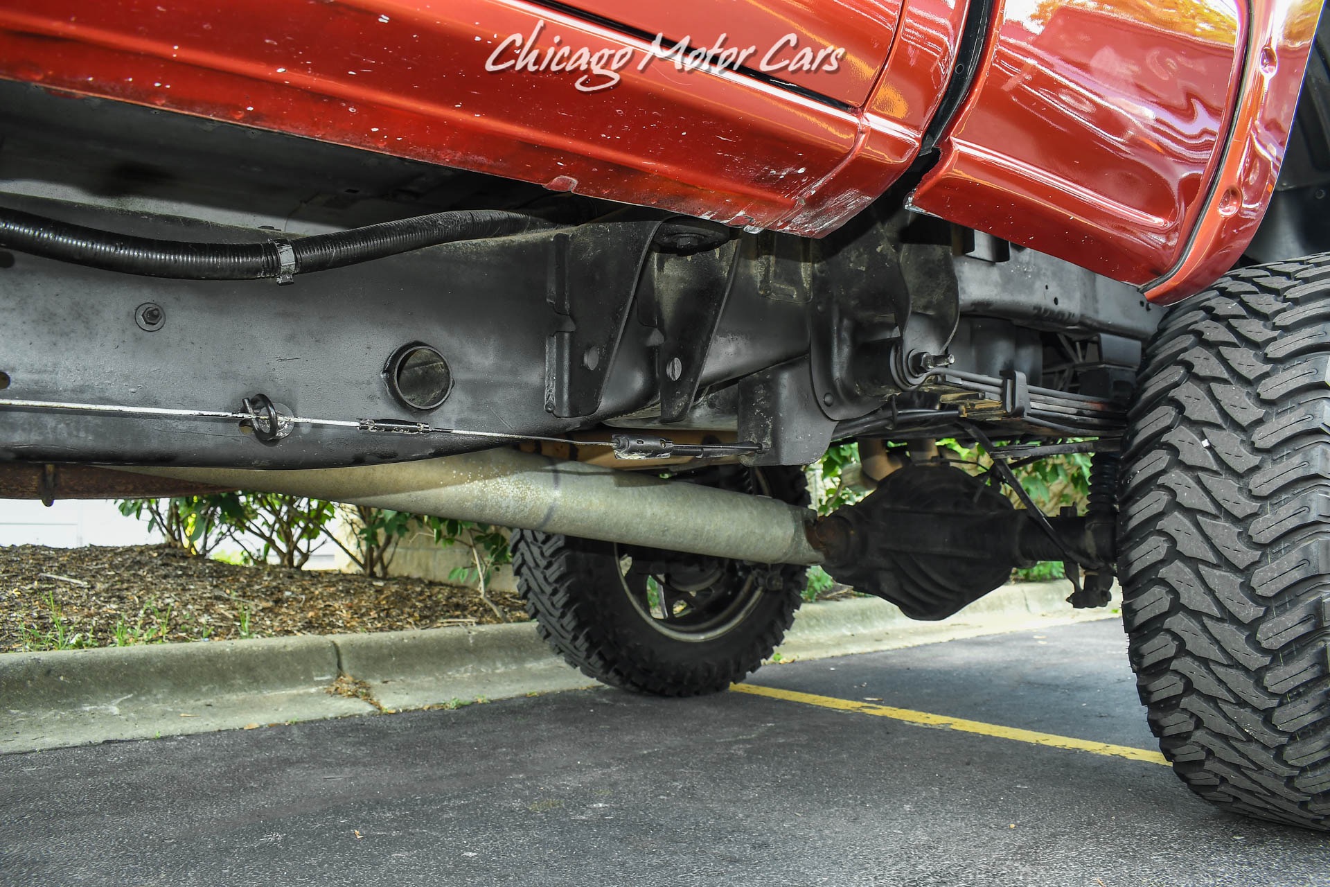 Used-2005-GMC-Sierra-2500HD-6-Inch-Lift-Extremely-Clean-Inside-and-Out-37-Inch-Wheels