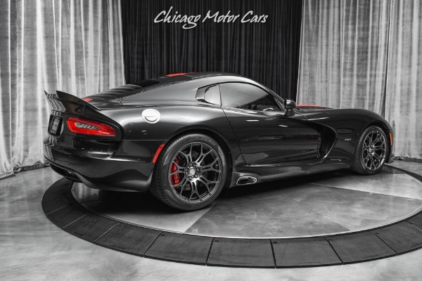 Used 2014 Dodge SRT Viper Coupe Only 2100 Miles! Gunmetal Pearl! Collector Quality! LOADED for sale Sold at Chicago Motor Cars in West Chicago IL 60185 5