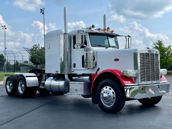 Used 2008 Peterbilt 388 Sleeper Cab - C15 ACERT - 13 Speed - WET KIT! for sale Sold at Chicago Motor Cars in West Chicago IL 60185 3