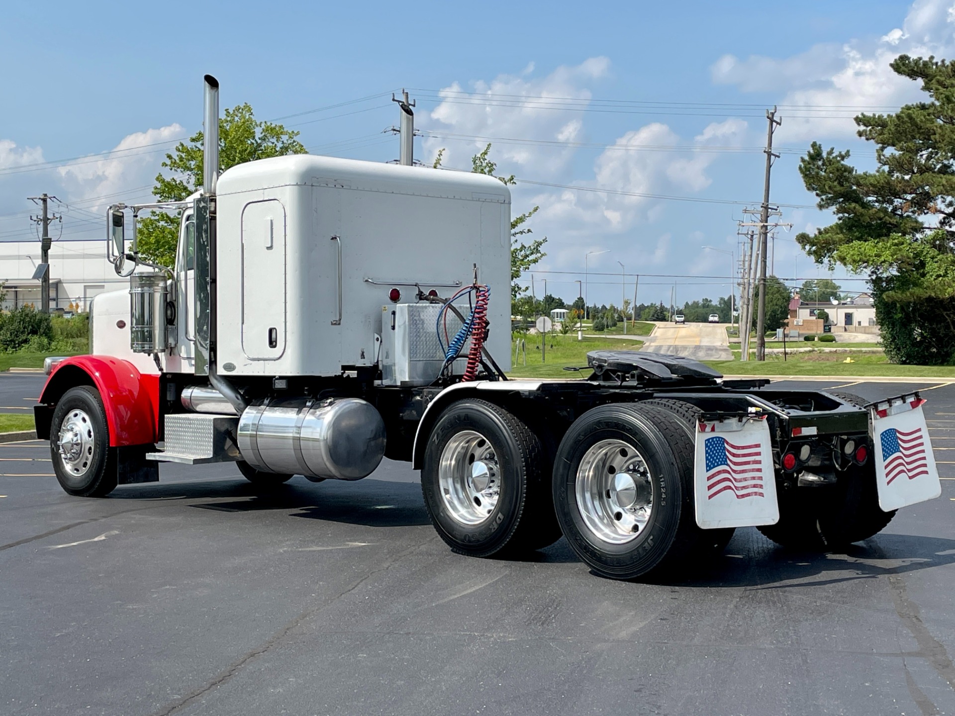 Used-2008-Peterbilt-388-Sleeper-Cab---C15-ACERT---13-Speed---WET-KIT