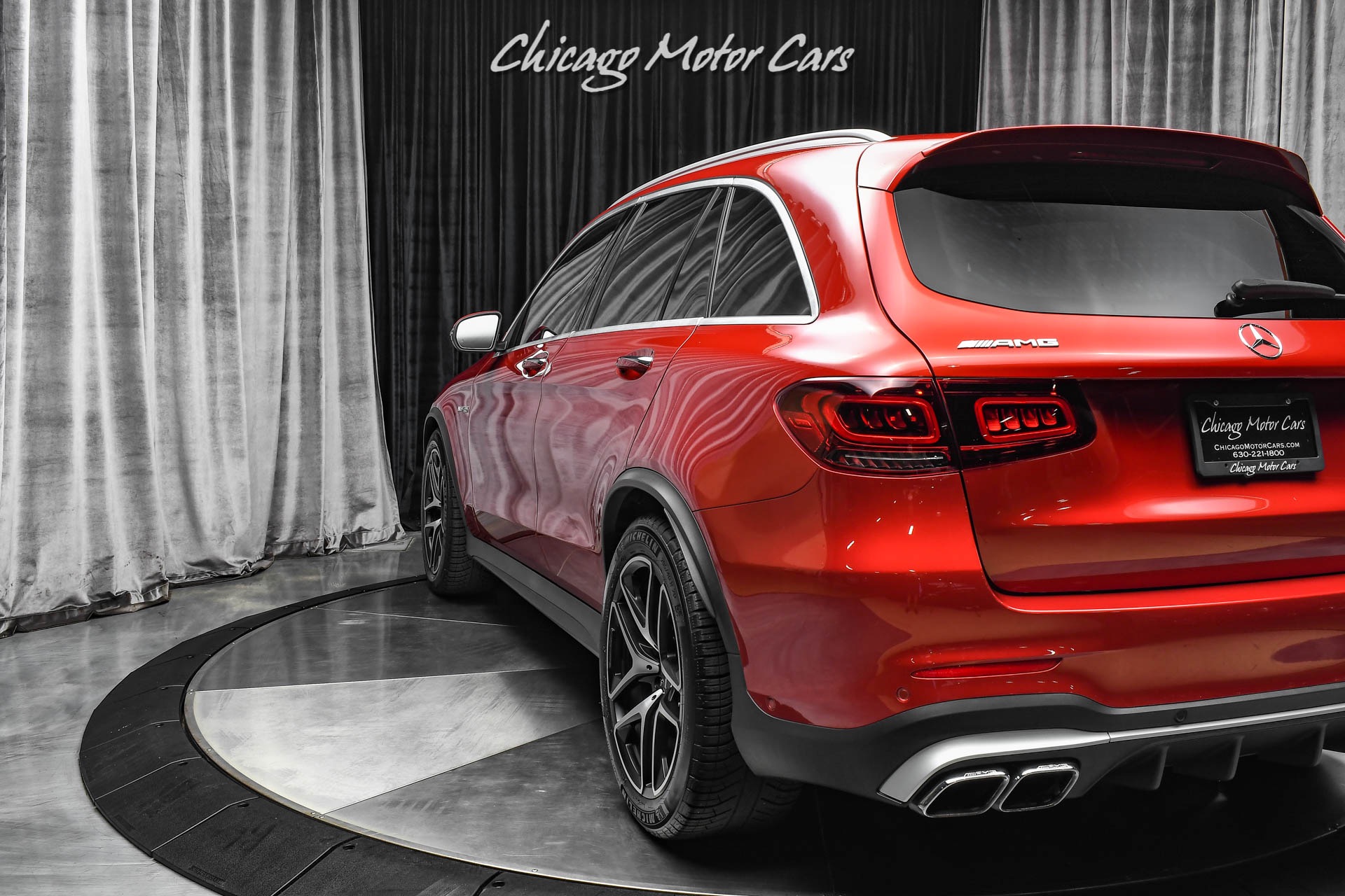 Used-2020-Mercedes-Benz-GLC63-AMG-4-Matic-PANORAMIC-ROOF-PARKING-ASSISTANCE-PKG-CARDINAL-RED