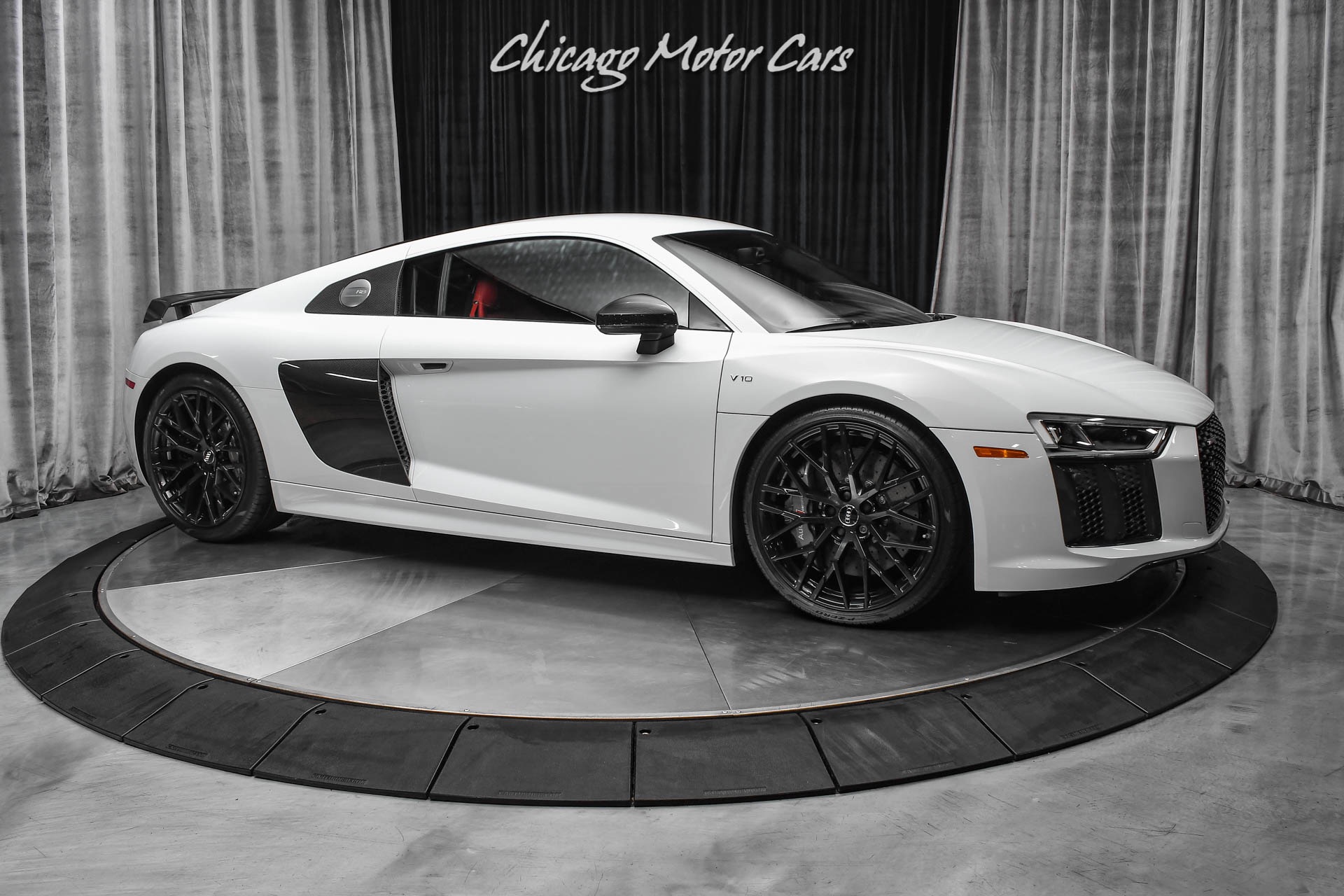 Used-2018-Audi-R8-52-Quattro-V10-Plus-Coupe-HOT-COLOR-COMBO-BANG---OLUFSEN-AUDIO-3K-MILES