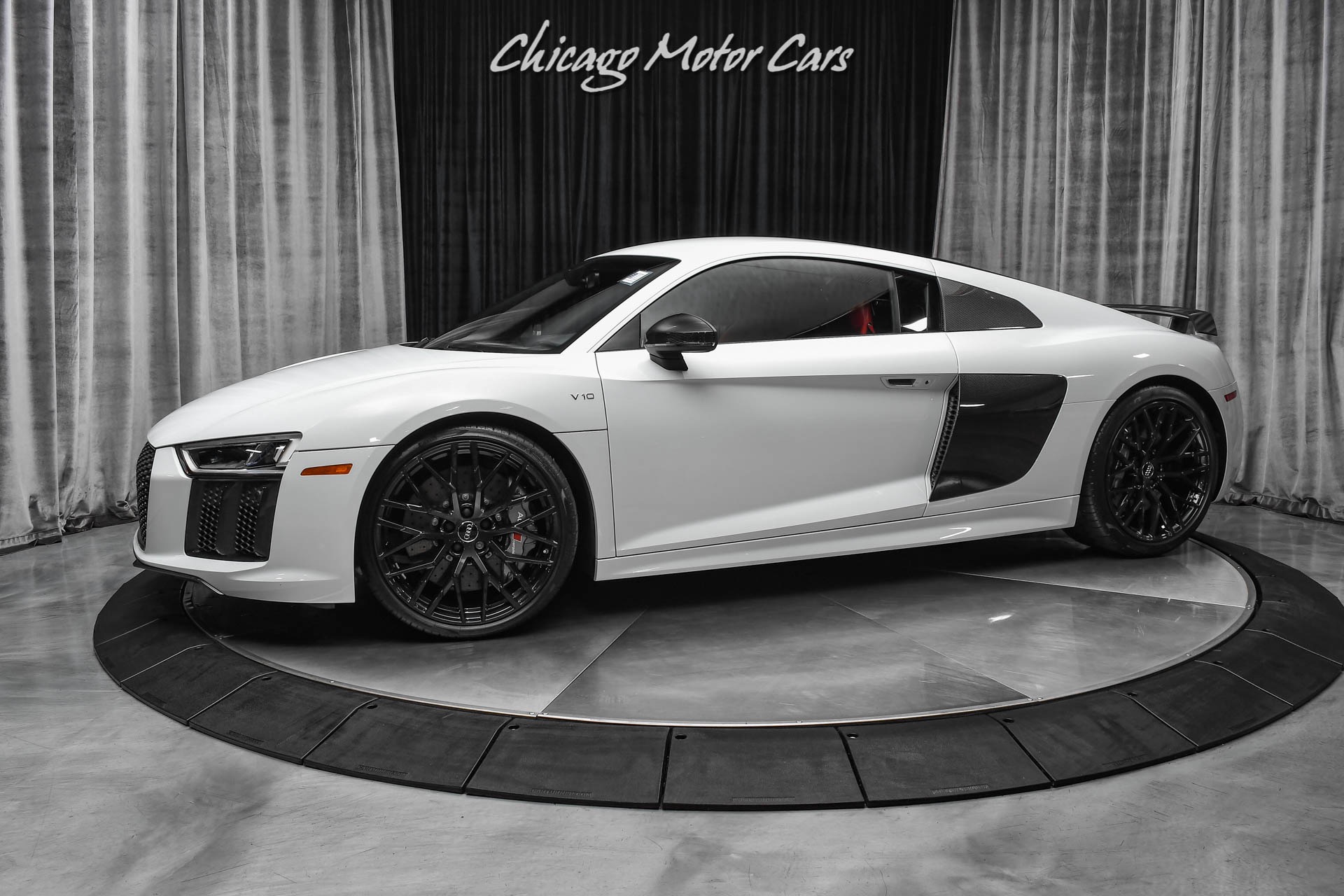 Used-2018-Audi-R8-52-Quattro-V10-Plus-Coupe-HOT-COLOR-COMBO-BANG---OLUFSEN-AUDIO-3K-MILES