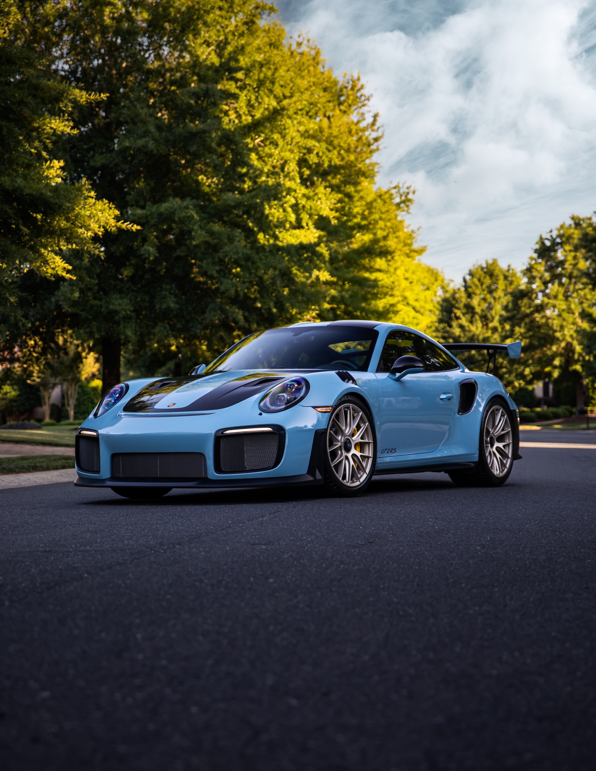 Used 2018 Porsche 911 GT2 RS Weissach Package! PTS GULF BLUE Only 991 Miles! Collector Quality! for sale Sold at Chicago Motor Cars in West Chicago IL 60185 1