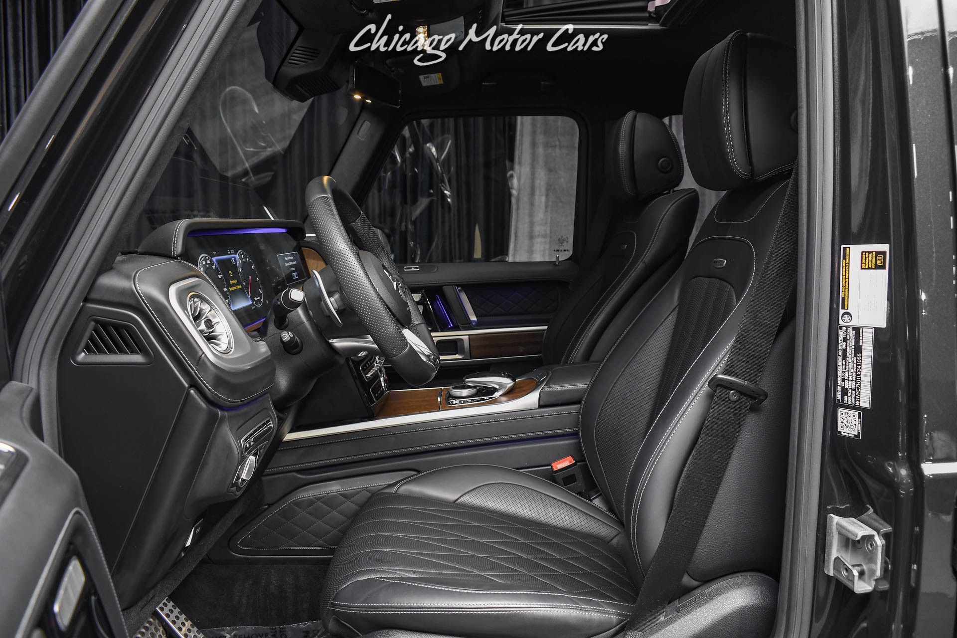 Used-2020-Mercedes-Benz-G63-AMG-4MATIC-Exclusive-Interior-Package-Rare-Platinum-Black-Metallic-Loaded