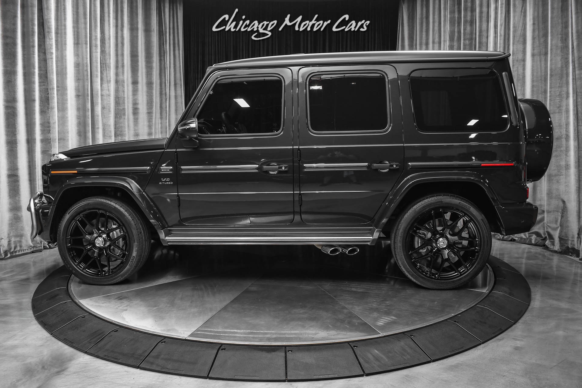 Used-2020-Mercedes-Benz-G63-AMG-4MATIC-Exclusive-Interior-Package-Rare-Platinum-Black-Metallic-Loaded