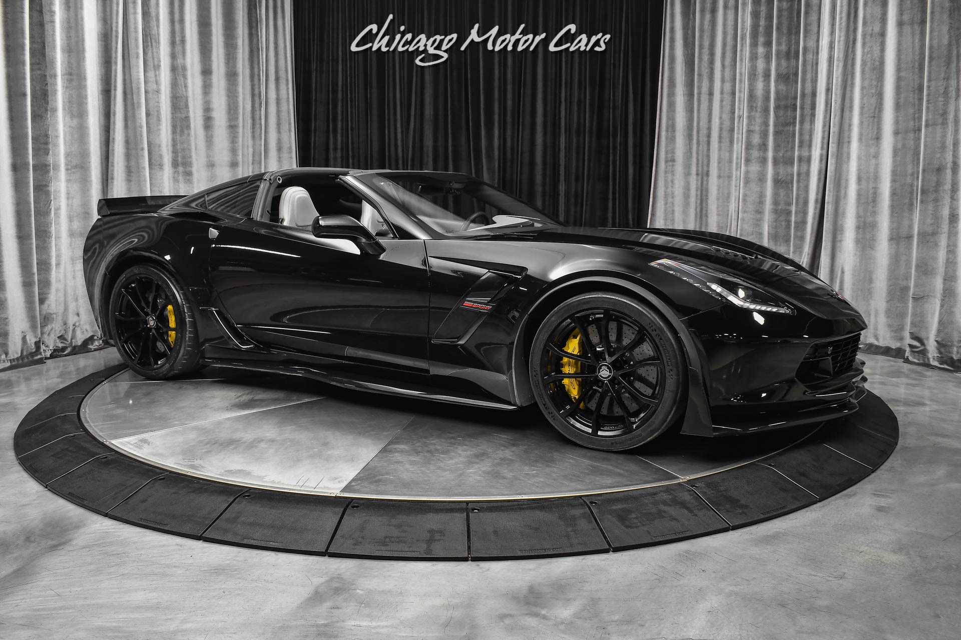 Used-2019-Chevrolet-Corvette-Grand-Sport-2LT-RARE-Z07-PKG-CORSA-EXHAUST