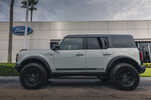 Used 2021 Ford Bronco First Edition Series Advanced 4dr 4x4 10Speed Auto LOADED Hard Top BRANDNEW for sale Sold at Chicago Motor Cars in West Chicago IL 60185 2