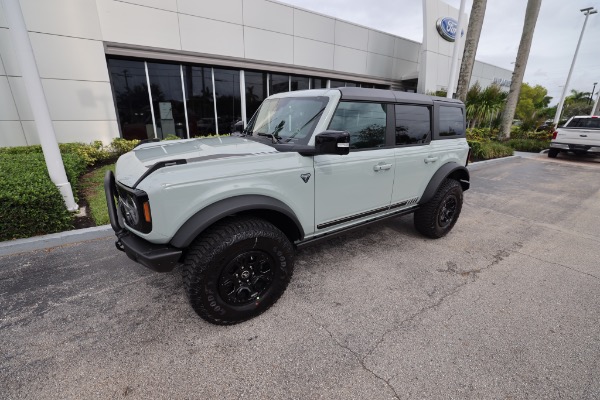 Used 2021 Ford Bronco First Edition Series Advanced 4dr 4x4 10Speed Auto LOADED Hard Top BRANDNEW for sale Sold at Chicago Motor Cars in West Chicago IL 60185 4