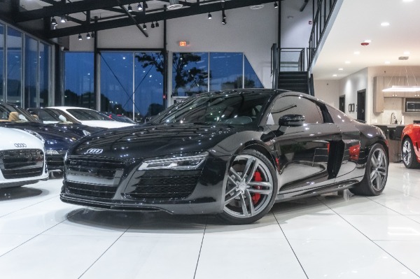 Used 2014 Audi R8 5.2L V10 quattro BLACK OPTIC PKG+CARBON FIBER SIGMA ! for sale Sold at Chicago Motor Cars in West Chicago IL 60185 2