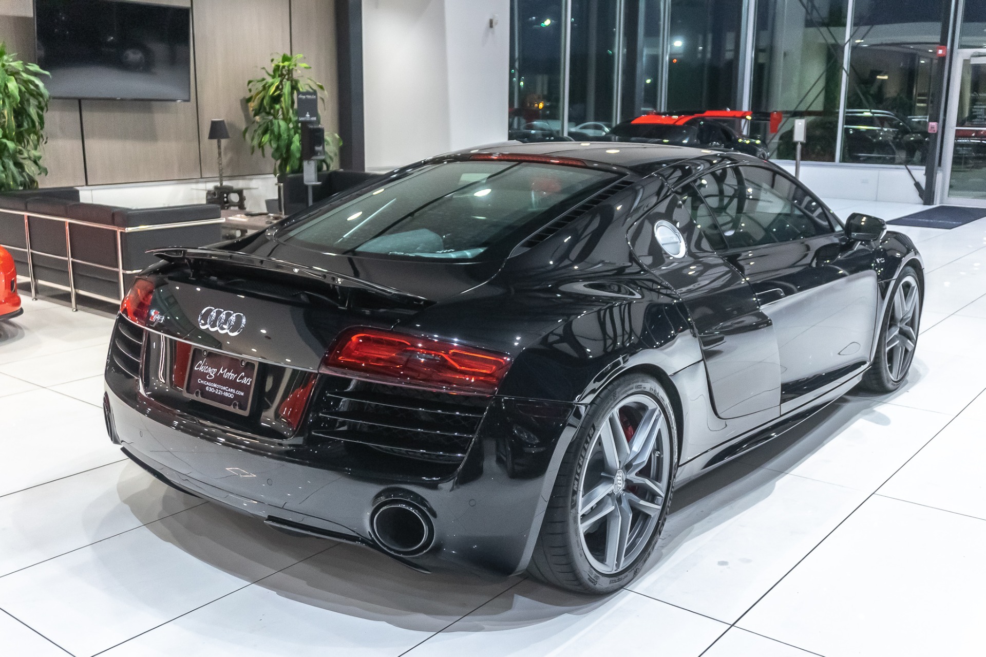 Used-2014-Audi-R8-52L-V10-quattro-BLACK-OPTIC-PKGCARBON-FIBER-SIGMA-