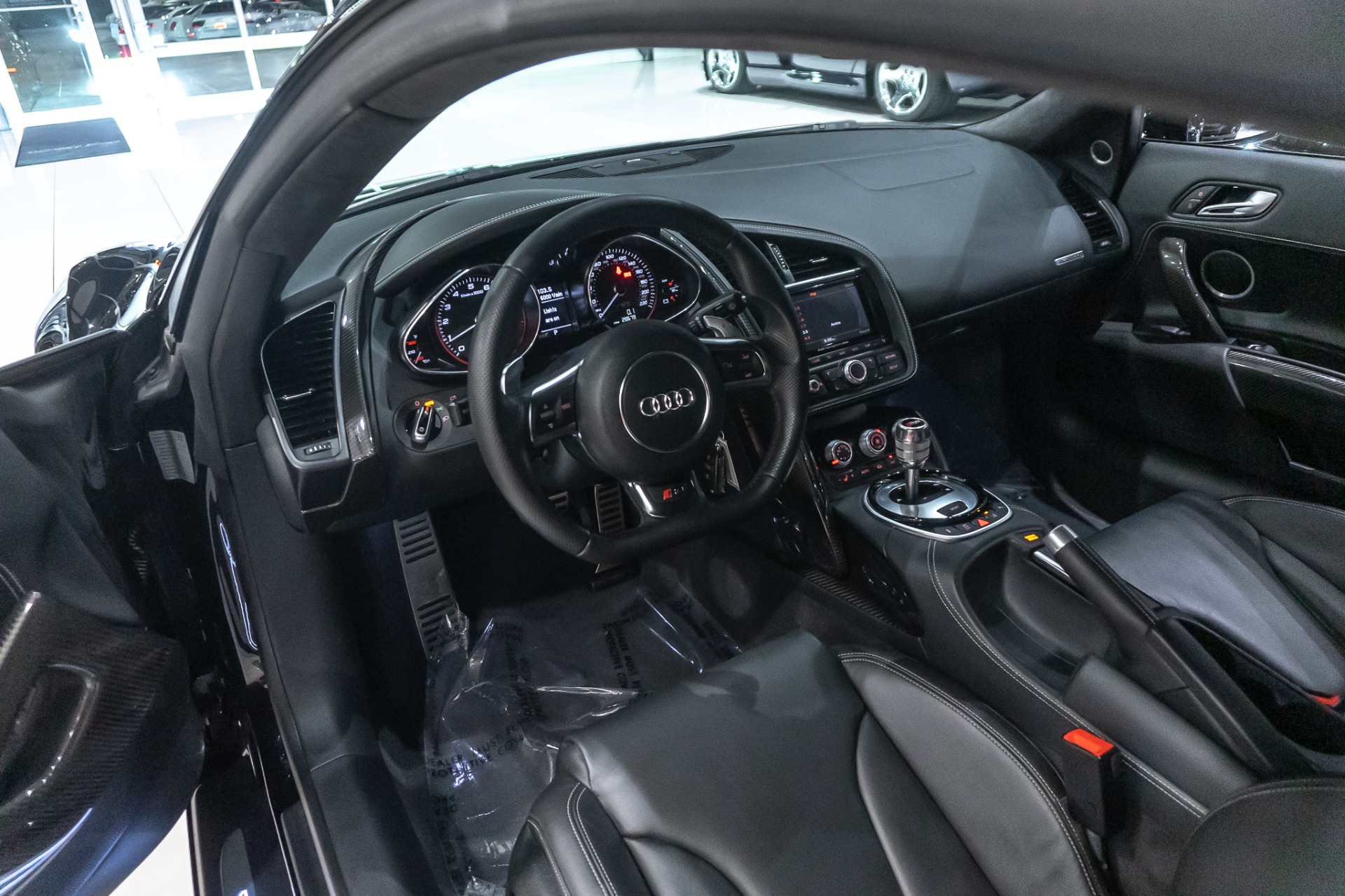 Used-2014-Audi-R8-52L-V10-quattro-BLACK-OPTIC-PKGCARBON-FIBER-SIGMA-