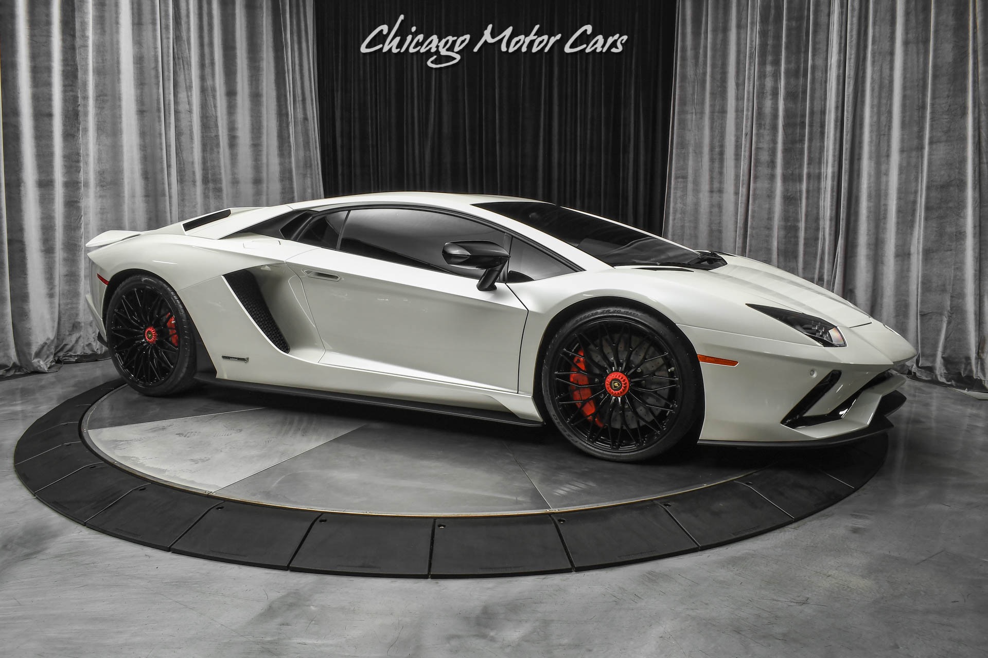 Used-2017-Lamborghini-Aventador-S-LP740-4-S-Coupe-Original-MSRP-503k-LOADED-Serviced-Balloon-White