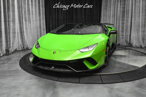 Used 2019 Lamborghini Huracan LP640-4 Performante Spyder LOADED! Only 1800 Miles! Carbon Fiber! for sale Sold at Chicago Motor Cars in West Chicago IL 60185 2