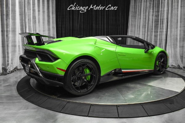 Used 2019 Lamborghini Huracan LP640-4 Performante Spyder LOADED! Only 1800 Miles! Carbon Fiber! for sale Sold at Chicago Motor Cars in West Chicago IL 60185 5