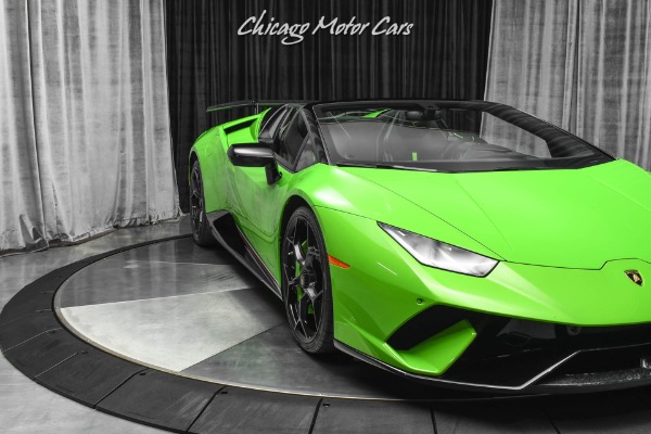 Used-2019-Lamborghini-Huracan-LP640-4-Performante-Spyder-LOADED-Only-1800-Miles-Carbon-Fiber