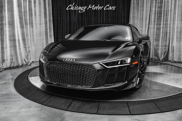 Used 2017 Audi R8 5.2 quattro V10 Plus Coupe Only 7k Miles! Carbon Fiber! for sale Sold at Chicago Motor Cars in West Chicago IL 60185 2