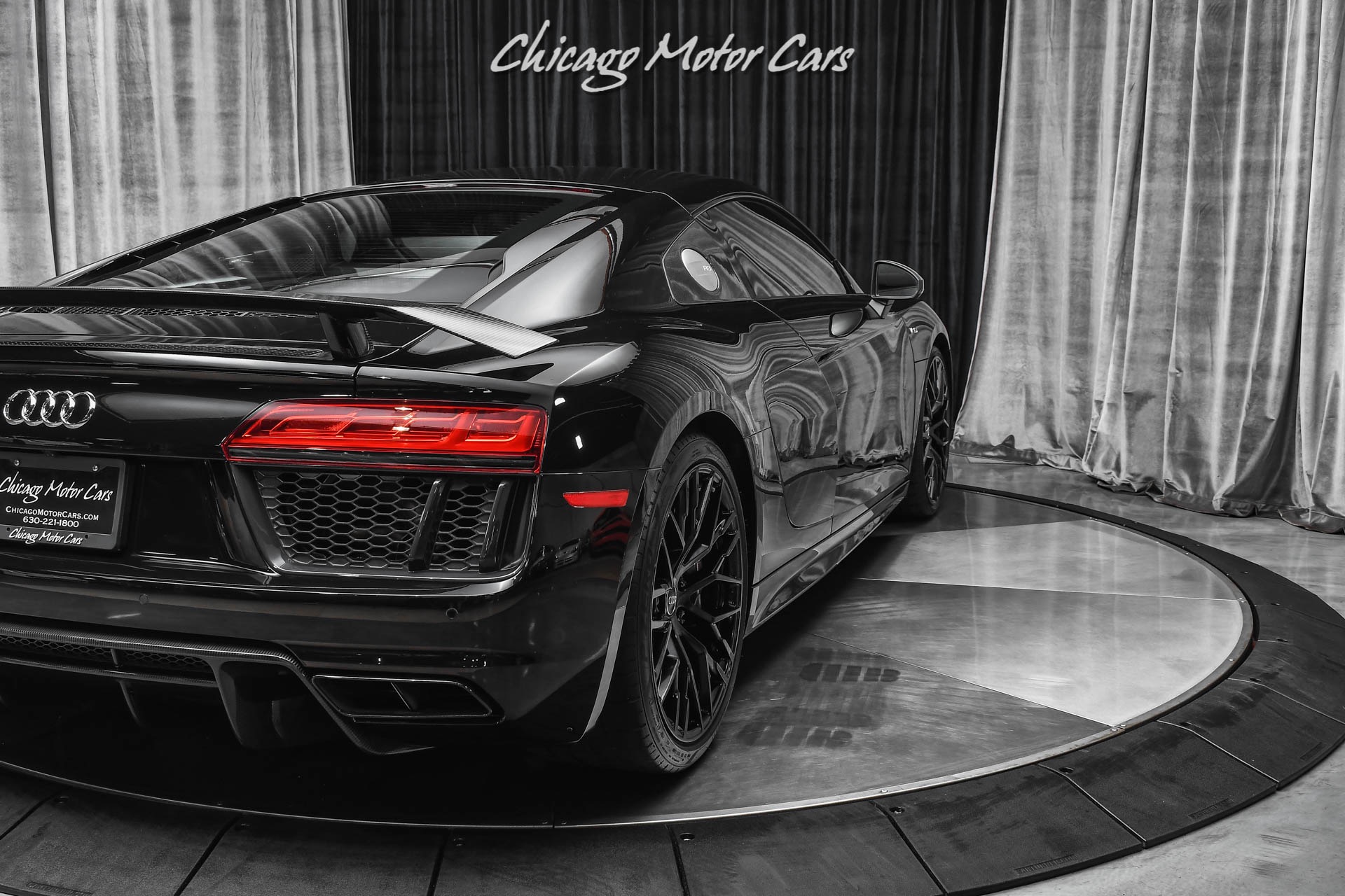 Used-2017-Audi-R8-52-quattro-V10-Plus-Coupe-Only-7k-Miles-Carbon-Fiber