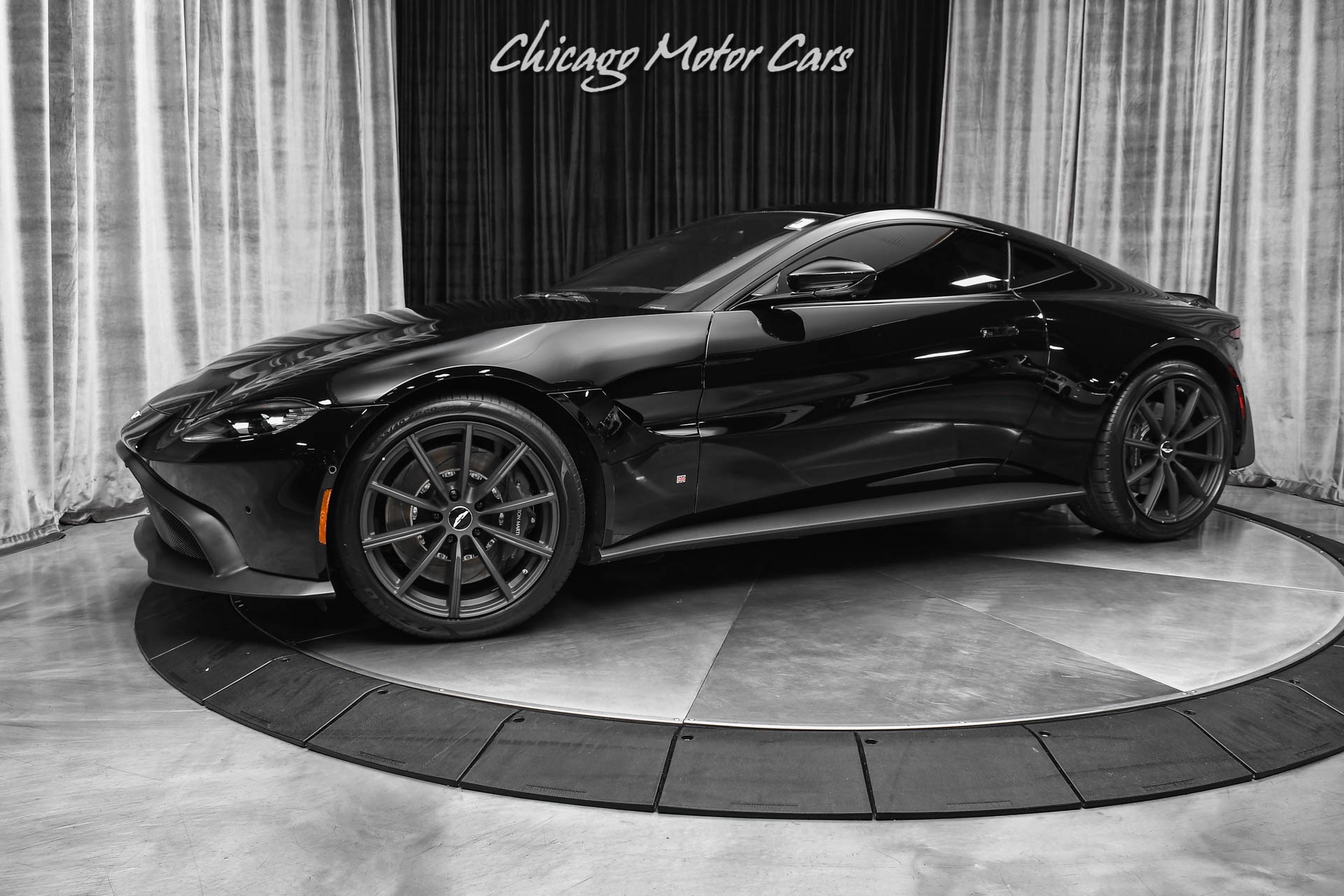 Used-2019-Aston-Martin-Vantage-Only-3400-Miles-Loaded-Alcantara-Interior-Pristine-Example