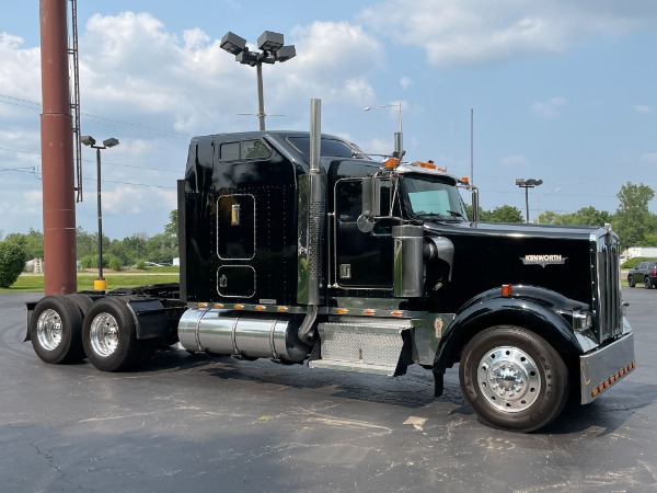 Used-1996-Kenworth-W900-L-Sleeper-Cab---Detroit-Diesel---RECENT-OVERHAUL