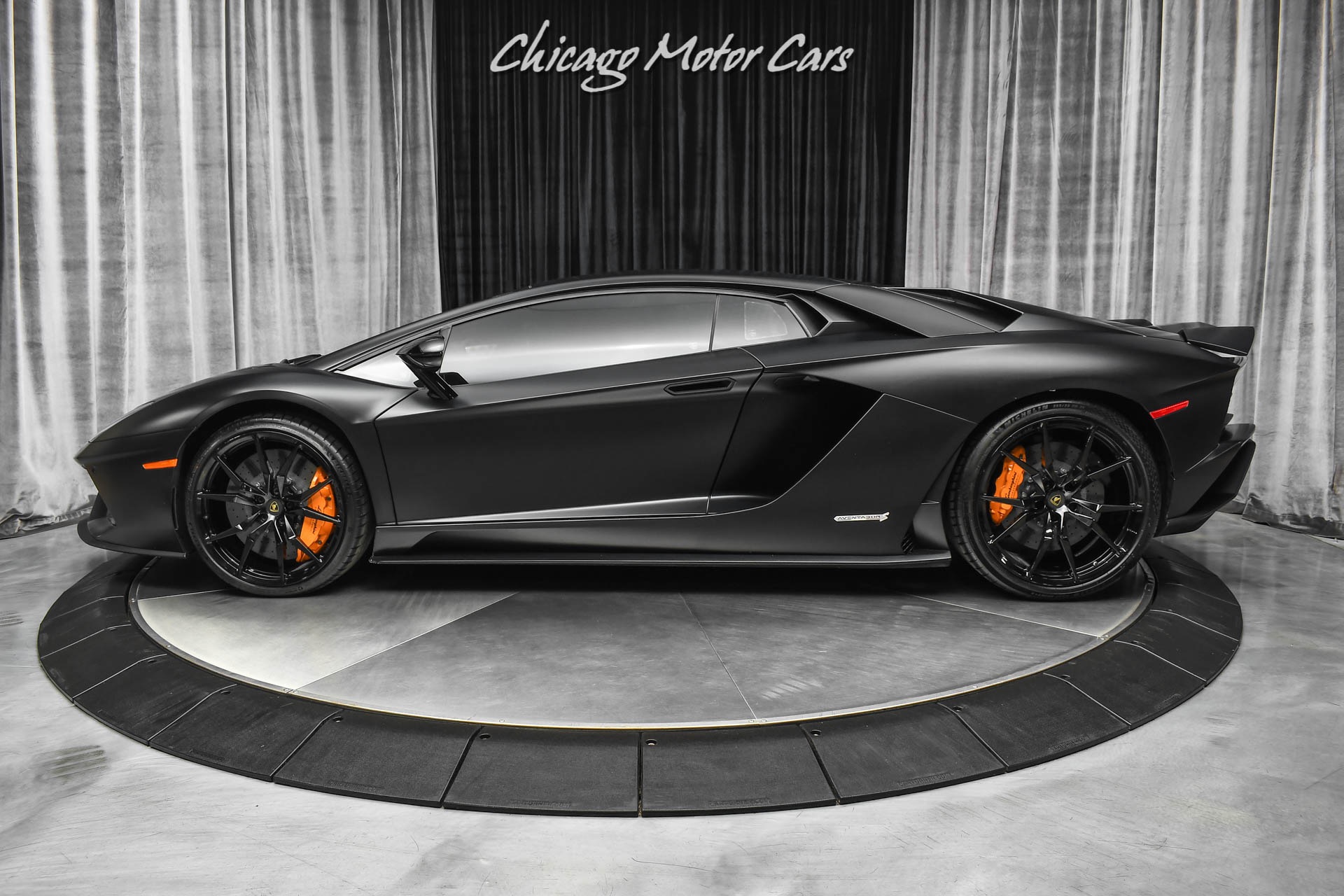 Used-2018-Lamborghini-Aventador-S-LP740-4-Coupe-HUGE-MSRP-HOT-Color-Combo-FULL-PPF-OVER-60K-in-Options