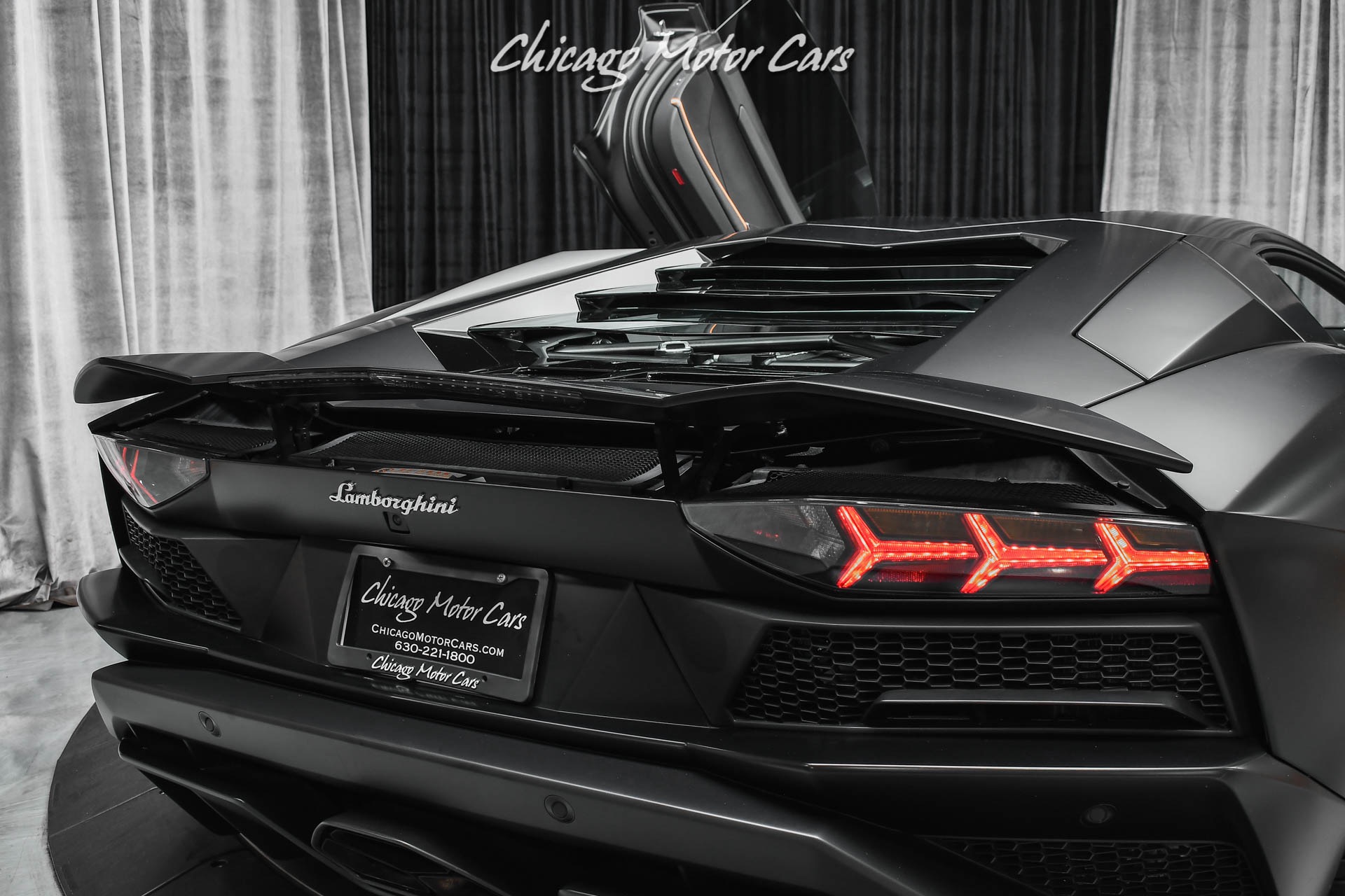 Used-2018-Lamborghini-Aventador-S-LP740-4-Coupe-HUGE-MSRP-HOT-Color-Combo-FULL-PPF-OVER-60K-in-Options