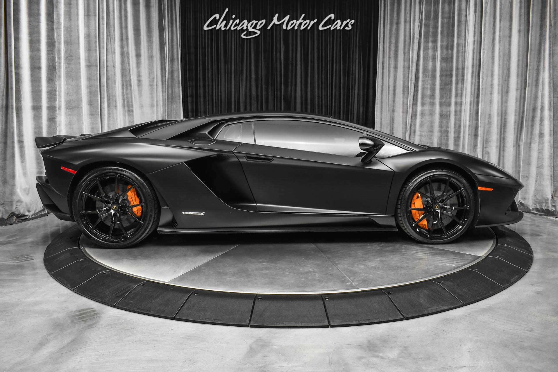 Used-2018-Lamborghini-Aventador-S-LP740-4-Coupe-HUGE-MSRP-HOT-Color-Combo-FULL-PPF-OVER-60K-in-Options