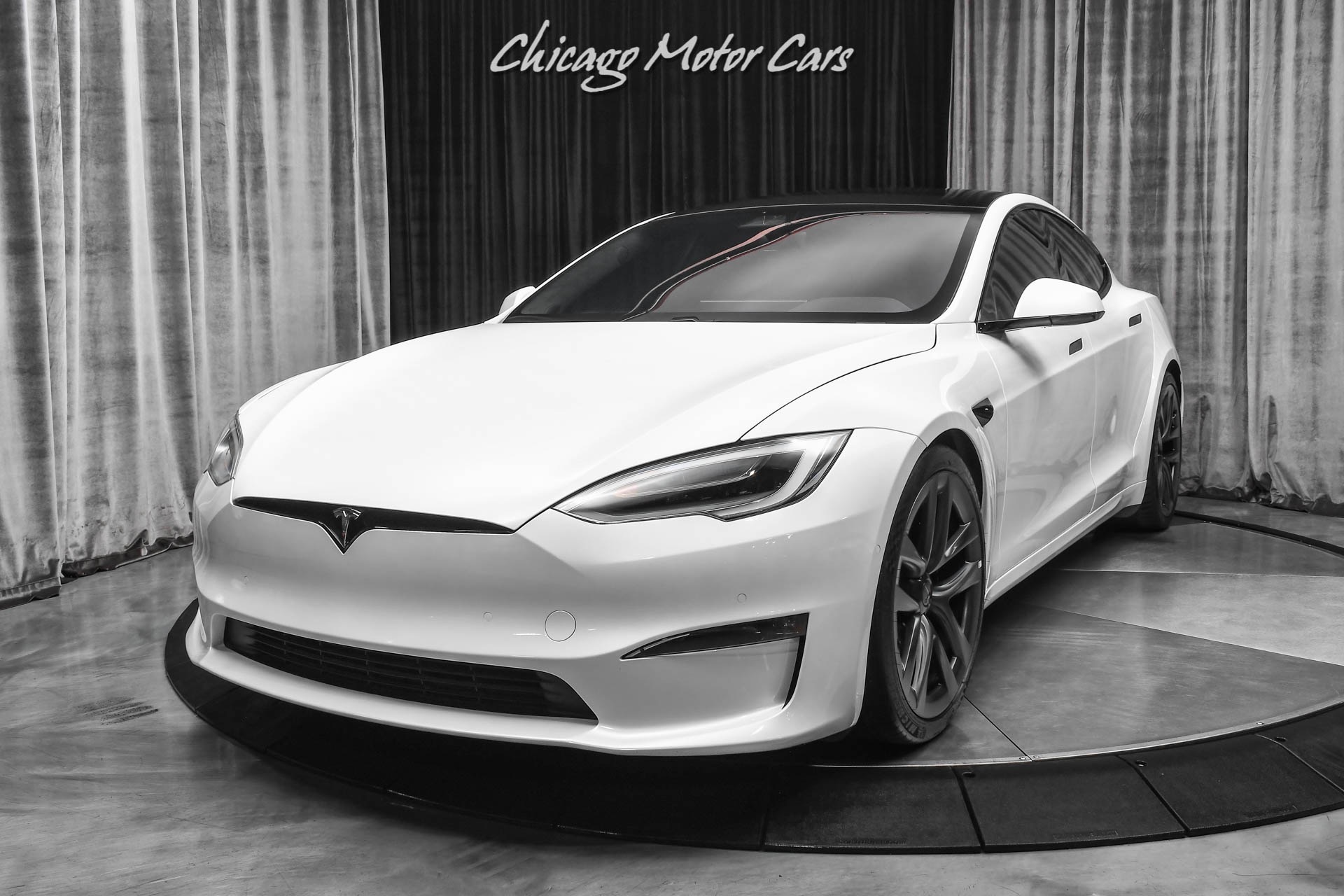 Used-2021-Tesla-Model-S-Plaid-Sedan-AutoPilot-LOW-Miles-Worlds-Quickest-Production-Sedan