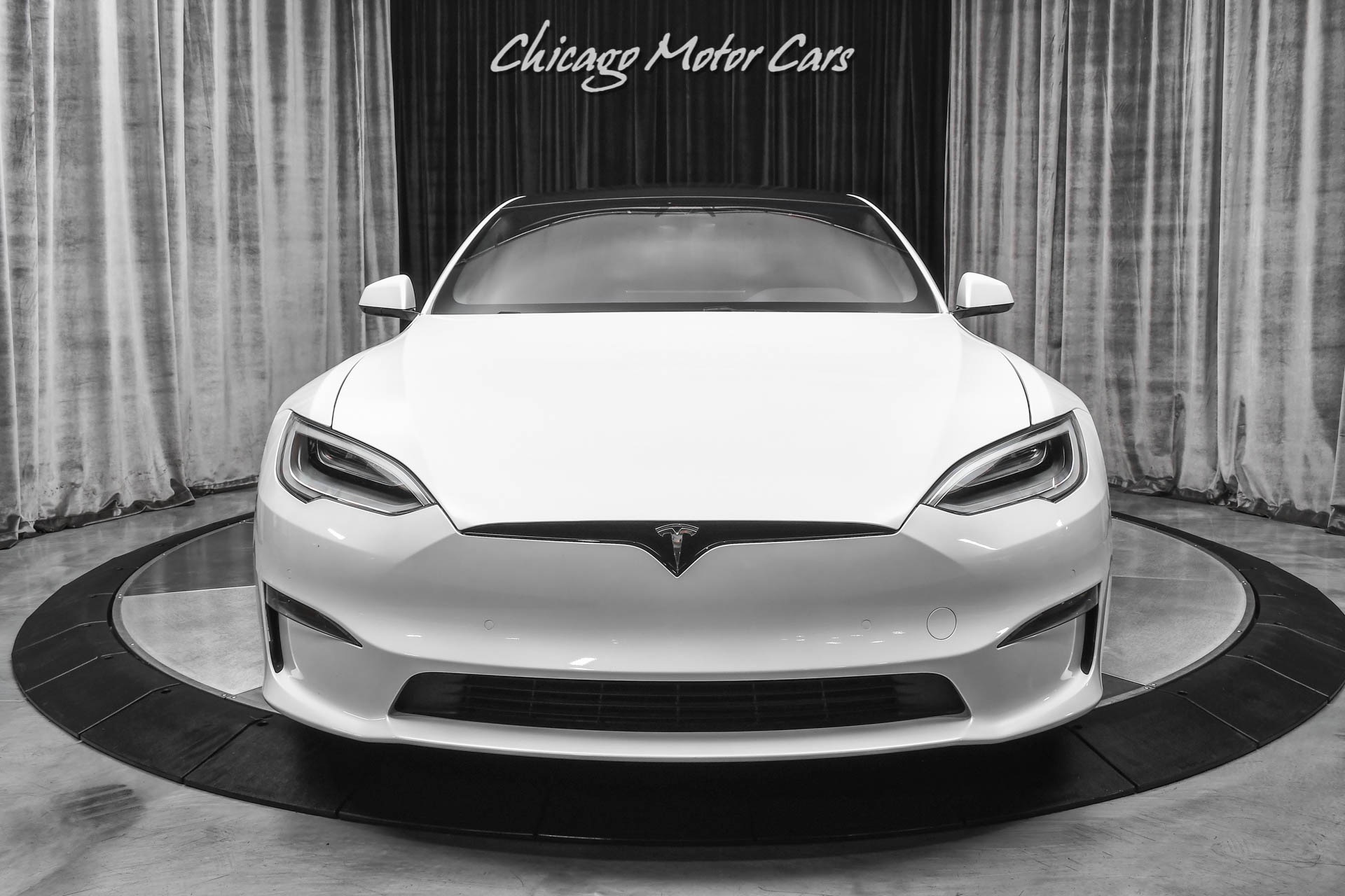 Used-2021-Tesla-Model-S-Plaid-Sedan-AutoPilot-LOW-Miles-Worlds-Quickest-Production-Sedan