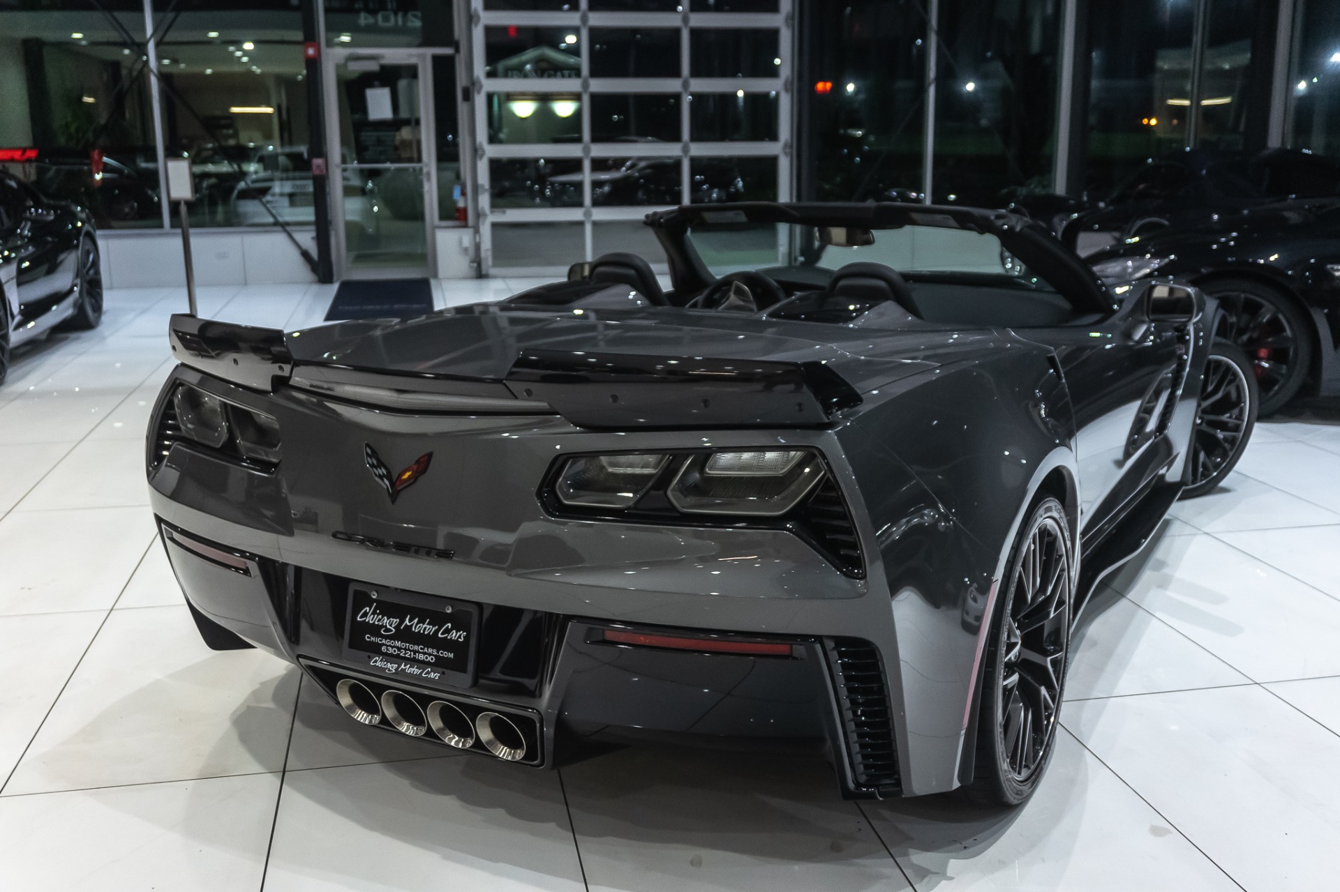 Used-2016-Chevrolet-Corvette-Z06-3LZ-Convertible-7-Speed-Manual-wCarbon-Fiber-Pkg