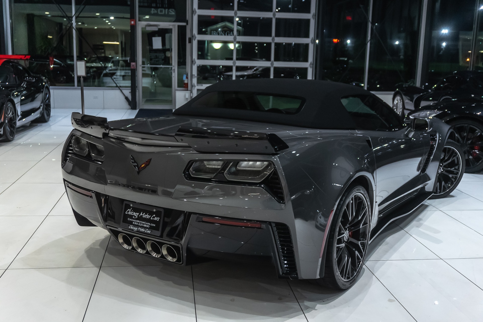 Used-2016-Chevrolet-Corvette-Z06-3LZ-Convertible-7-Speed-Manual-wCarbon-Fiber-Pkg