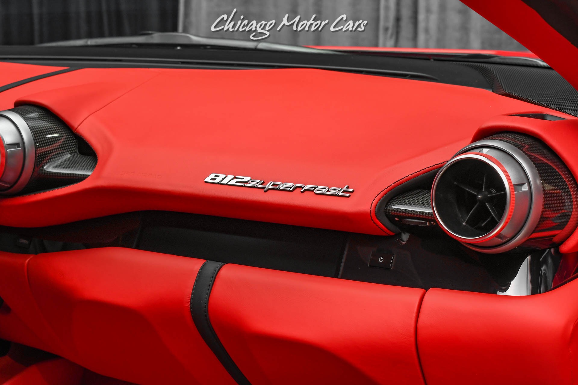 2018 FERRARI 812 - Image 28