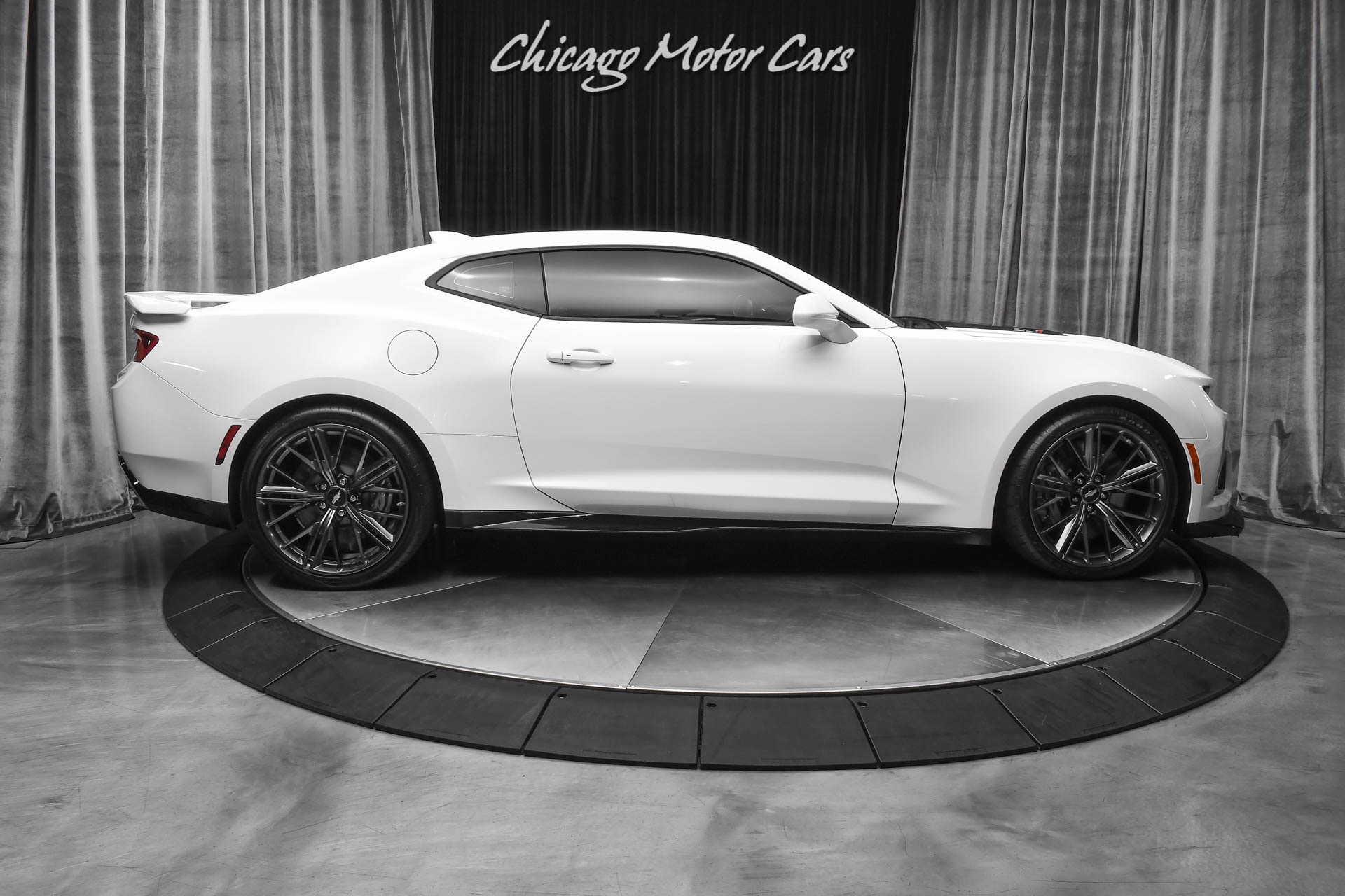 Used-2017-Chevrolet-Camaro-ZL1-BONE-STOCK-RECENT-SERVICE-ONLY-6887-MILES-650HP