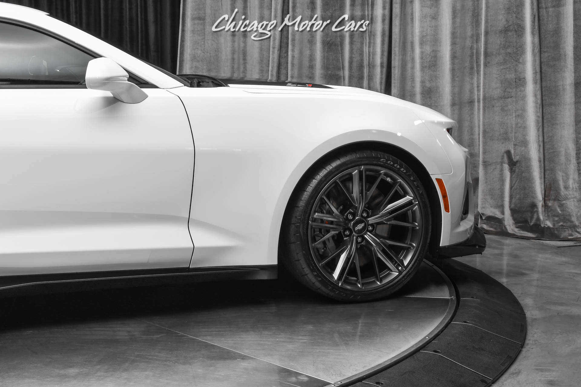 Used-2017-Chevrolet-Camaro-ZL1-BONE-STOCK-RECENT-SERVICE-ONLY-6887-MILES-650HP