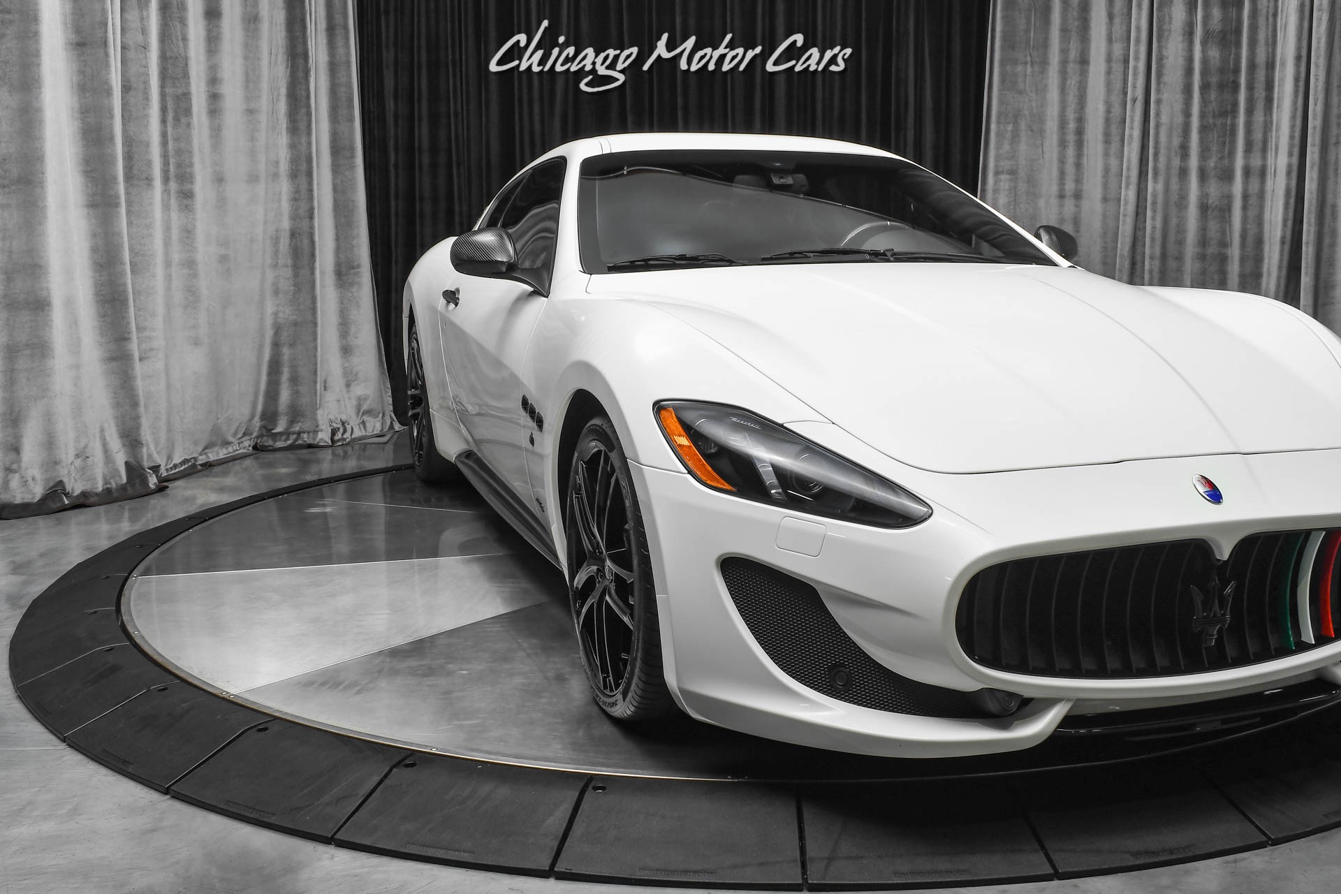 Used-2015-Maserati-GranTurismo-MC-ONLY-12581-MILES-FULL-CARBON-FIBER-PKG