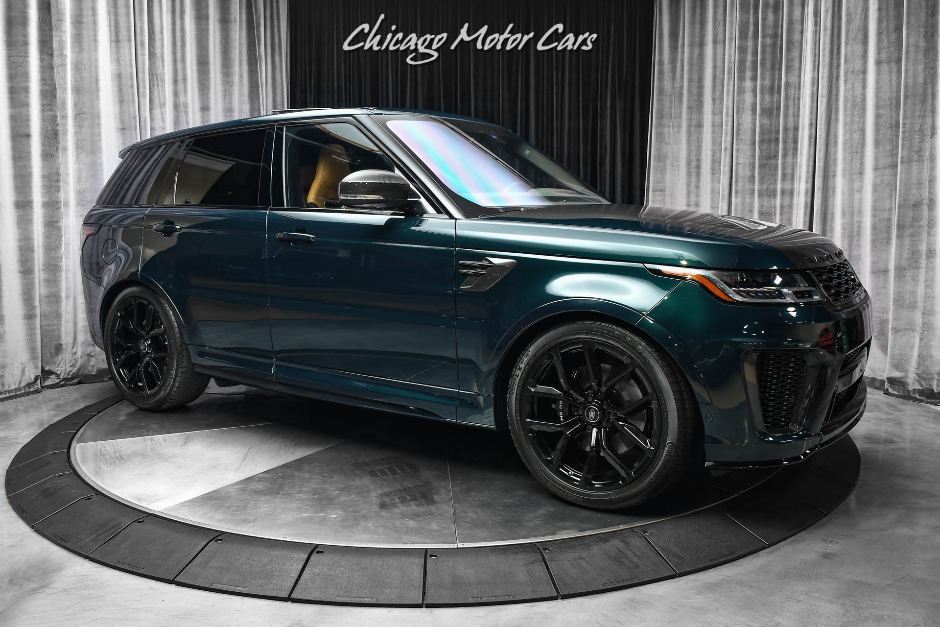 Used-2021-Land-Rover-Range-Rover-Sport-SVR-RARE-SPEC-ONLY-3208-MILES-CARBON-FIBER-EXTERIOR-PKG-SVO-PAINT