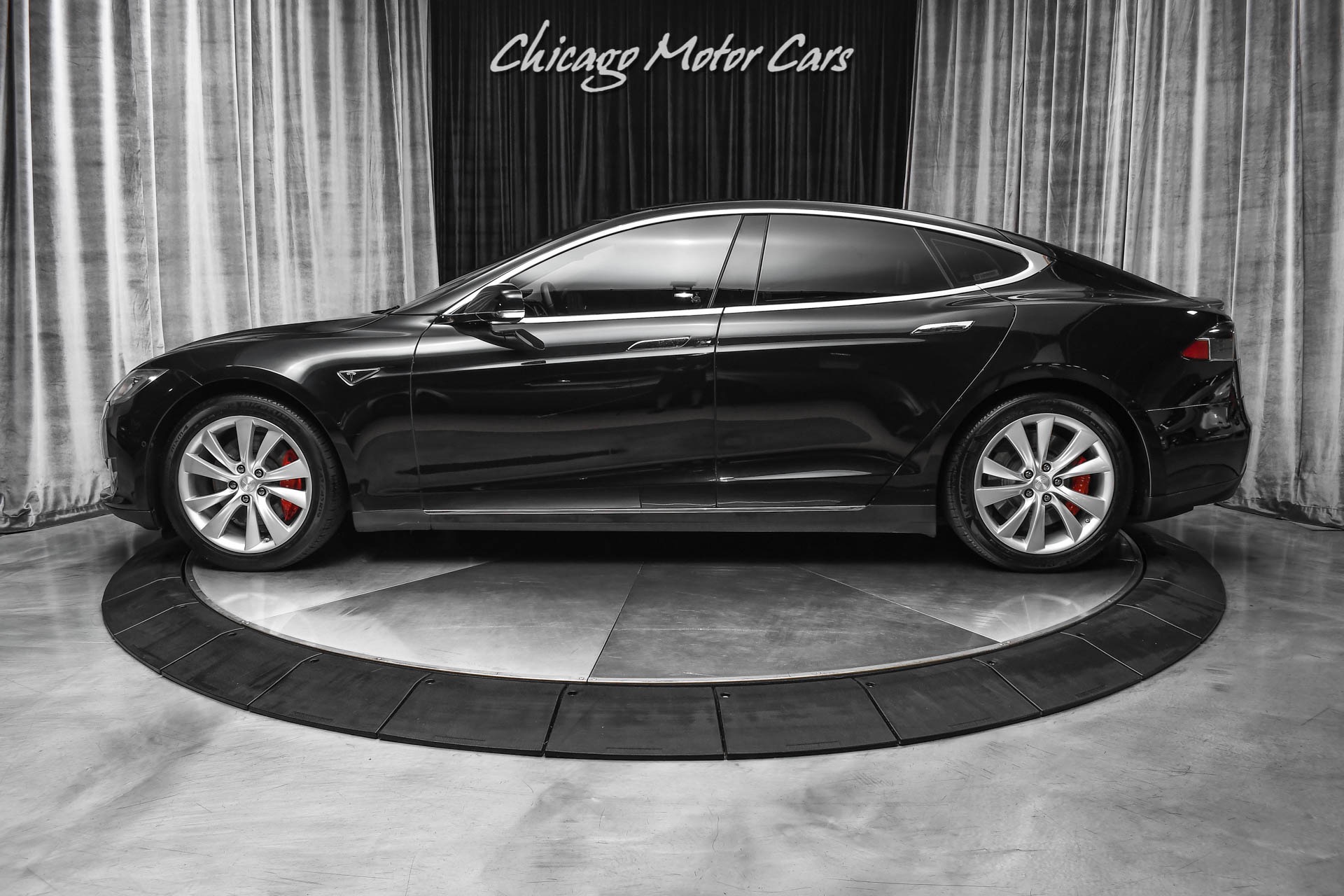 Used-2015-Tesla-Model-S-P90D-Premium-Upgrades-Package-Autopilot-Convenience-Feature